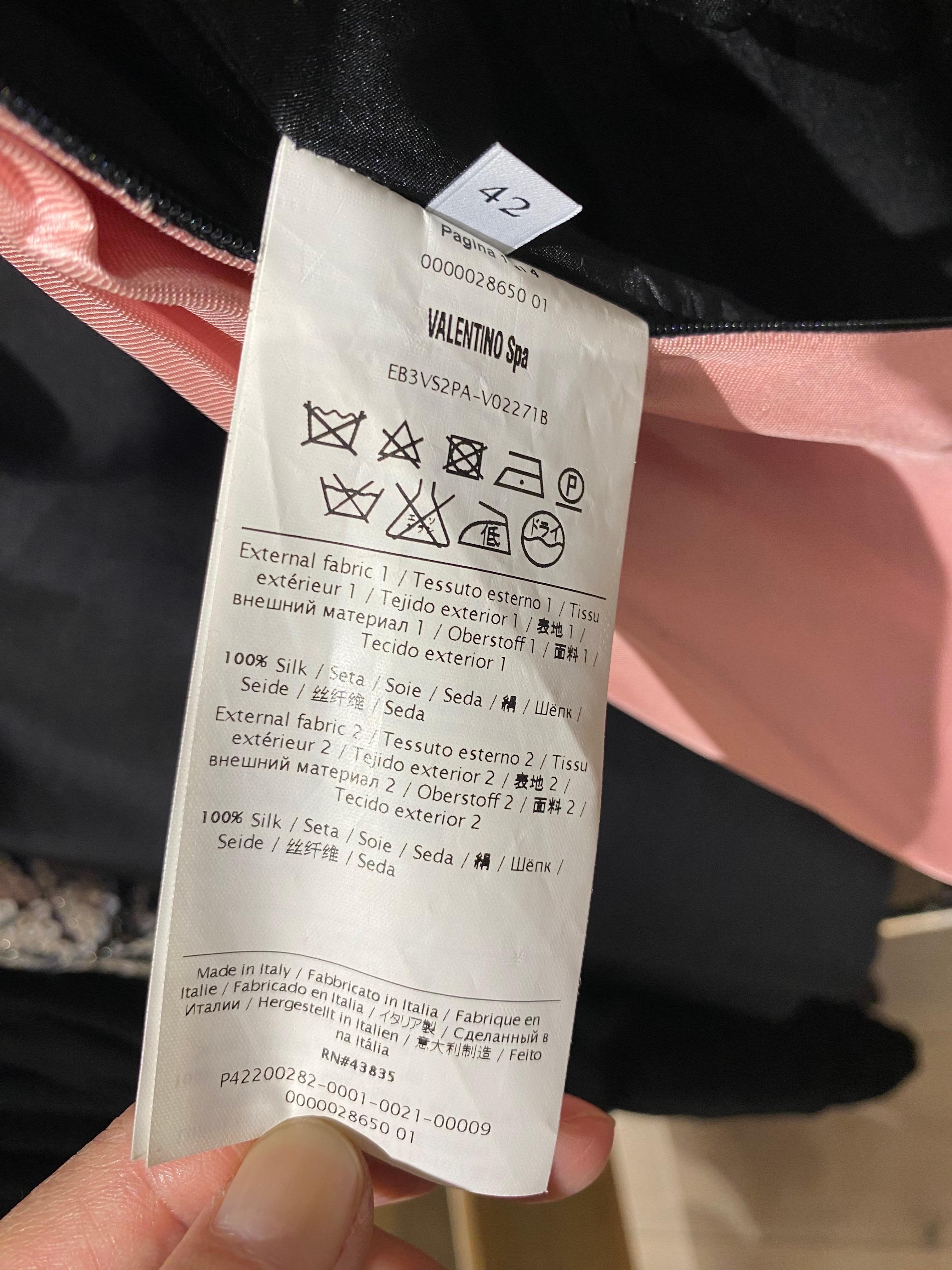 Valentino Abito in seta nera e rosa con fiocco in vendita 5