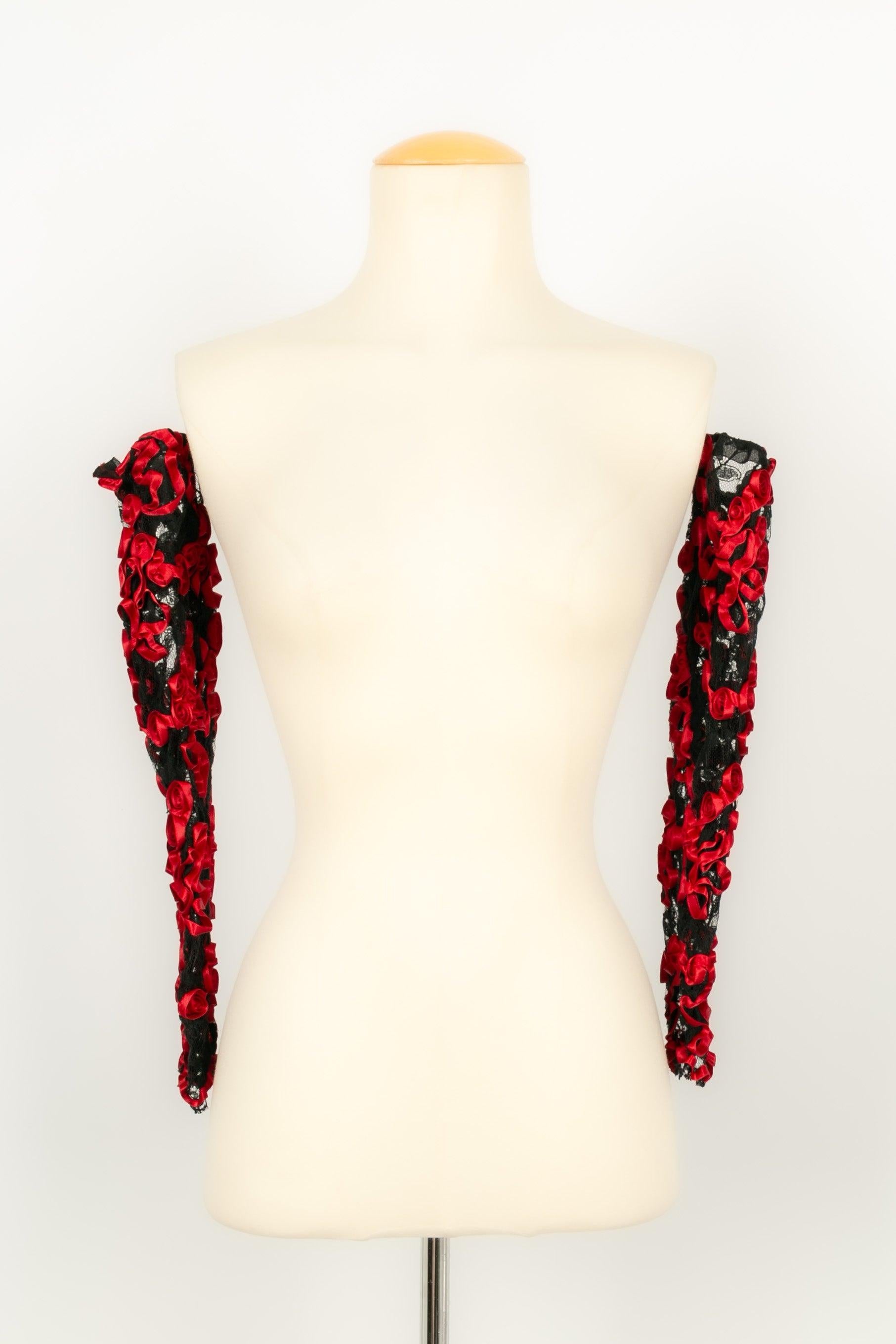 Valentino Black and Red Lace Top with Red Ribbons For Sale 1