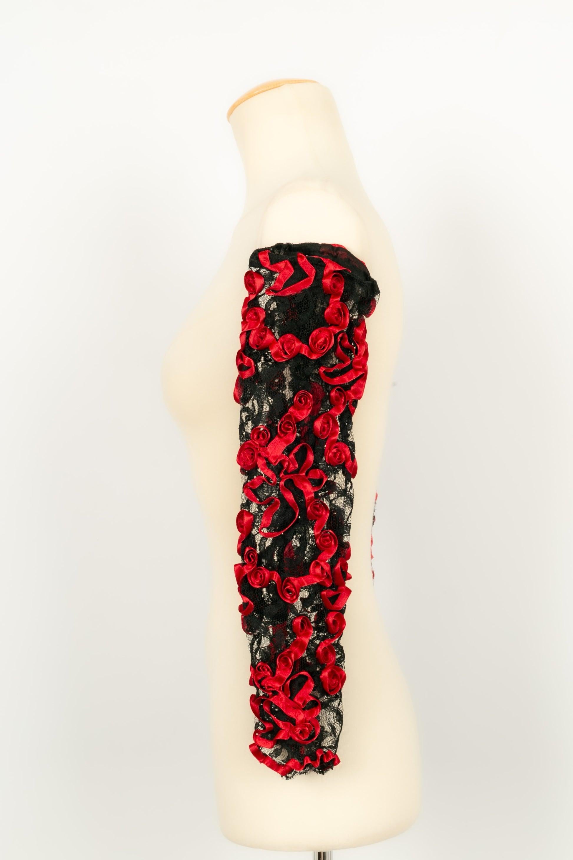 Valentino Black and Red Lace Top with Red Ribbons For Sale 2