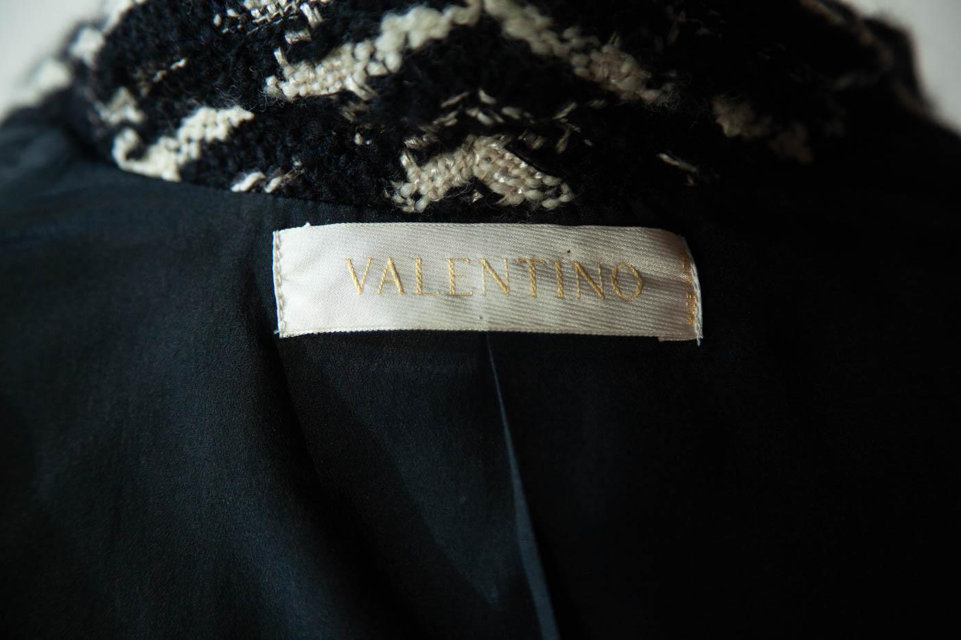 Valentino black and white houndstooth blazer  For Sale 1