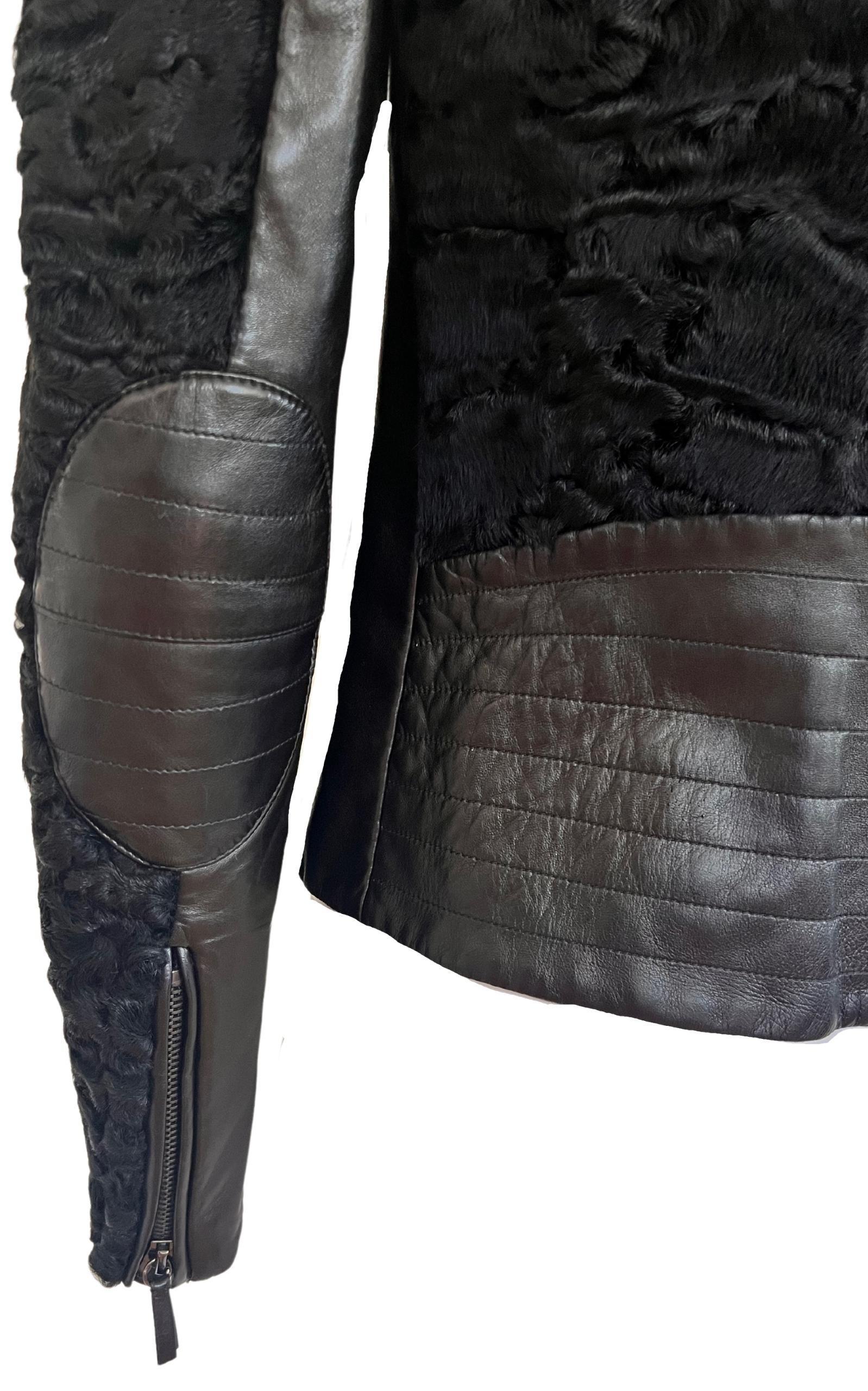 Valentino Giacca Biker in pelliccia d'agnello Karakul nera IT42 in vendita 6