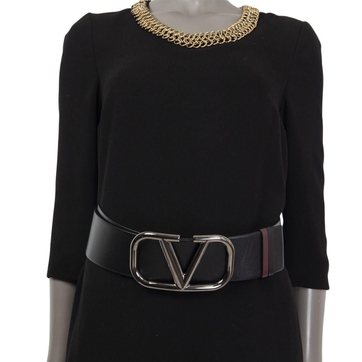 VALENTINO black & burgundy leather VLOGO Waist Belt 85 In Excellent Condition In Zürich, CH