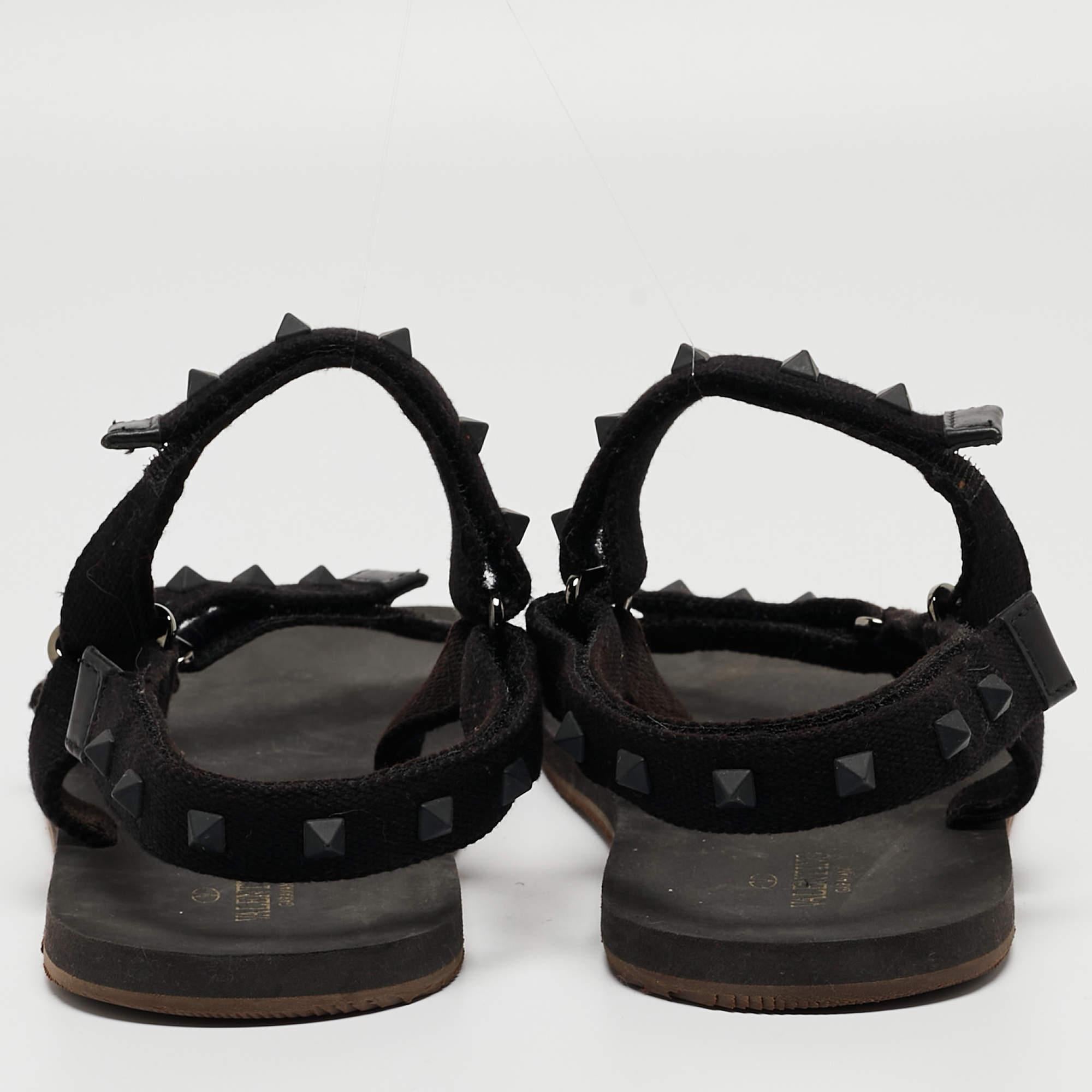 Men's Valentino Black Canvas Rockstud Strappy Sandals Size 43 For Sale