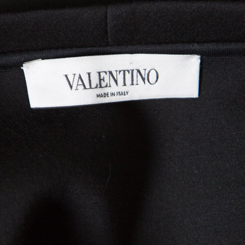 Valentino Schwarzes Kontrast-Pullovershirt mit ausgestelltem Saum S Damen im Angebot