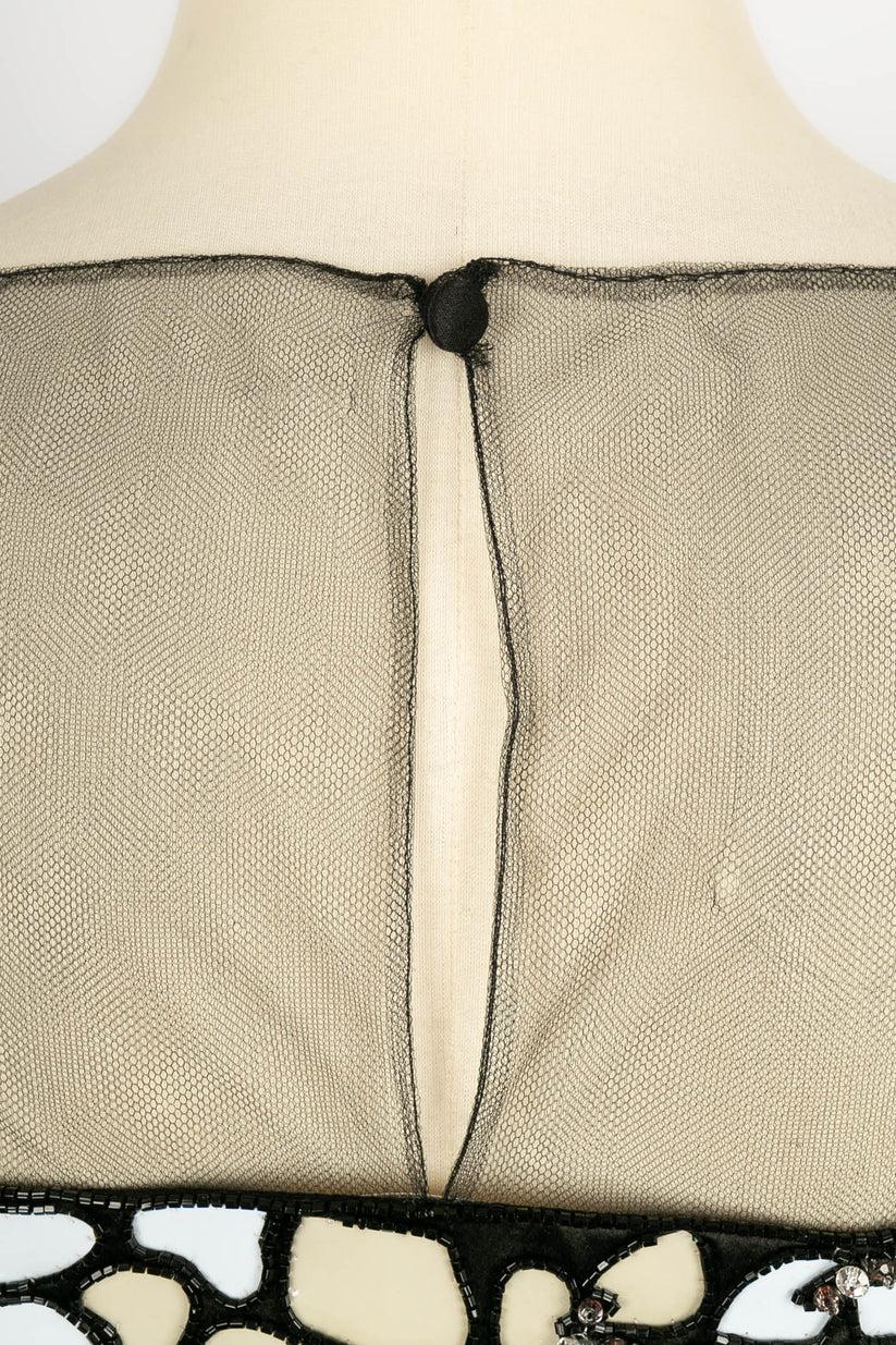 Valentino Schwarzes Kleid mit Perlen genäht mit Perlen im Angebot 4