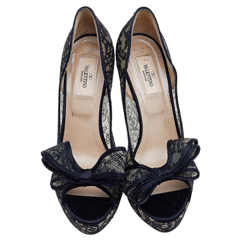 Valentino Black Floral Lace Bow Lace Toe Platform Pumps Size 40 For Sale at 1stDibs | black lace pumps, pumps black, valentino heels black