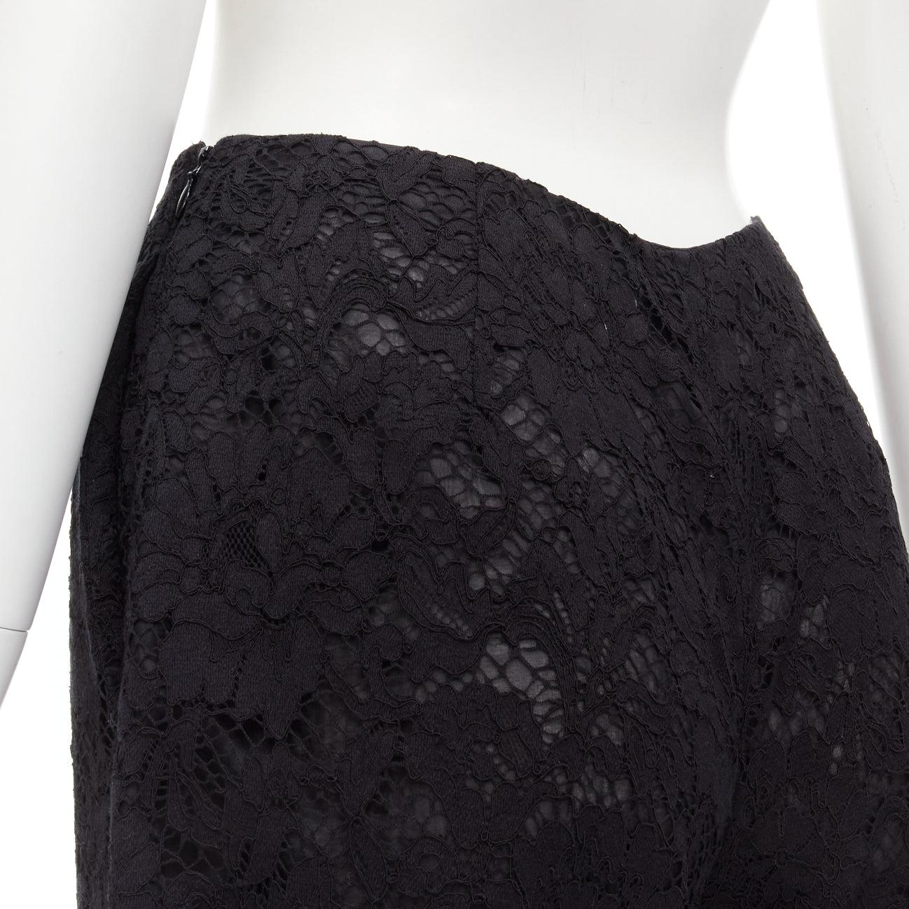 VALENTINO black floral lace knee length culotte shorts IT38 XS For Sale 3