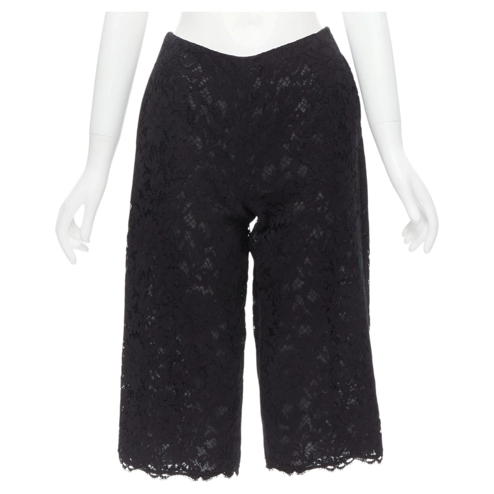 Short culotte en dentelle florale noire VALENTINO longueur genou IT38 XS