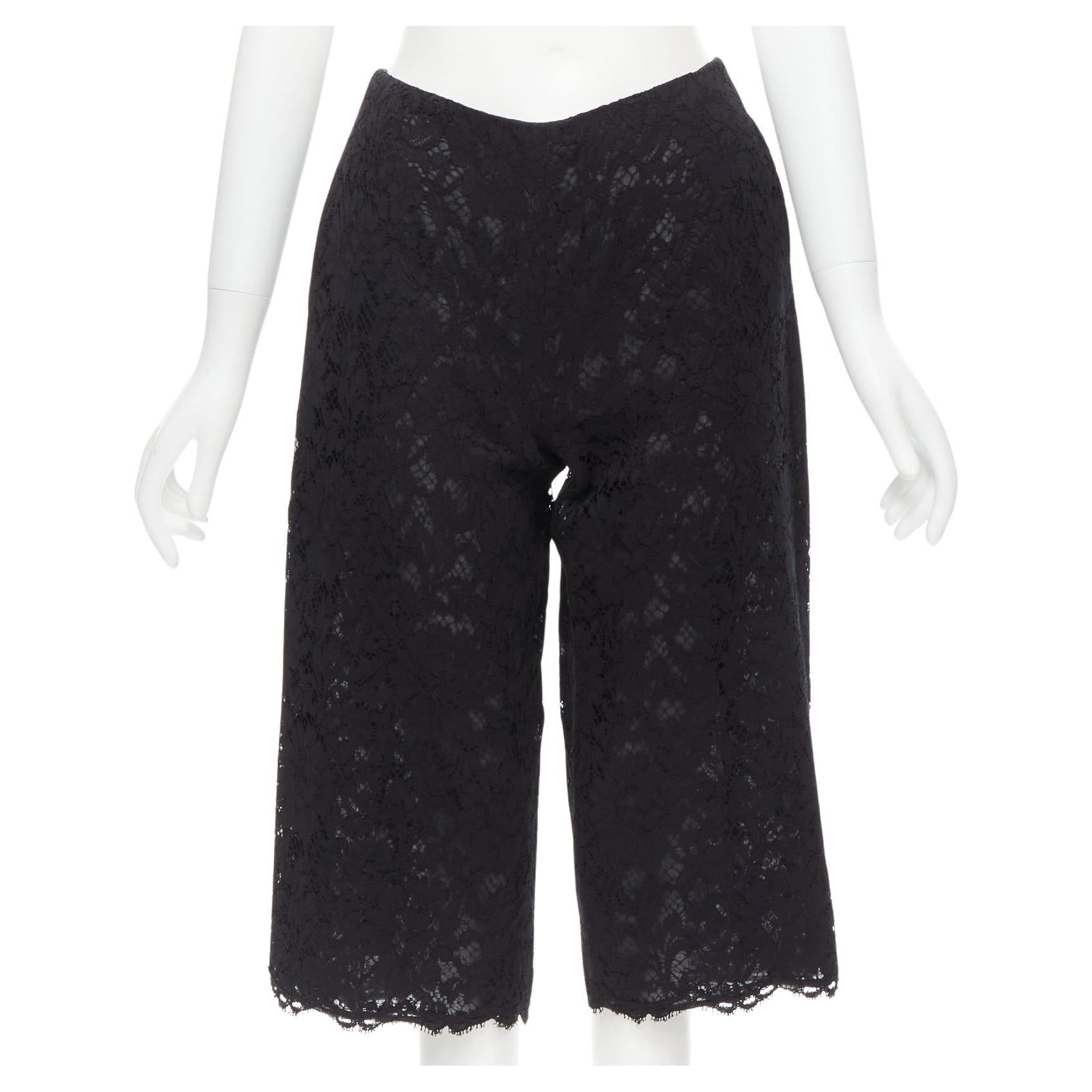 VALENTINO black floral lace knee length culotte shorts IT38 XS For Sale