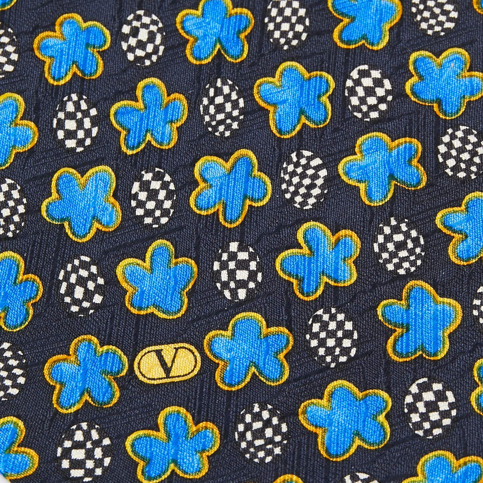 Valentino - Cravate traditionnelle en soie texturée noire à imprimé floral Excellent état - En vente à Dubai, Al Qouz 2