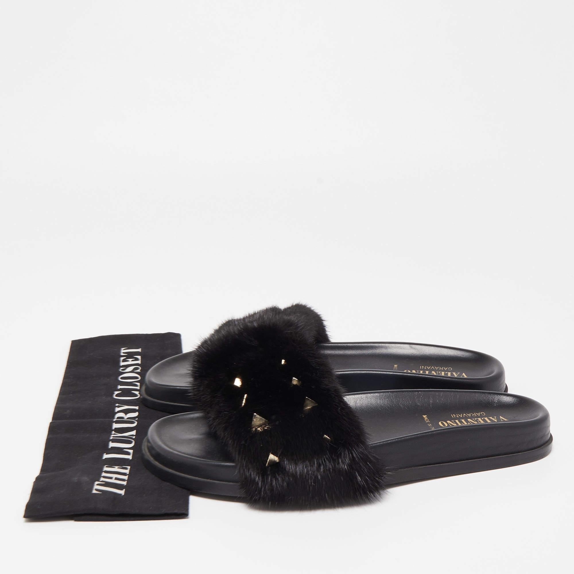 Valentino Black Fur Rockstud Flat Slides  4