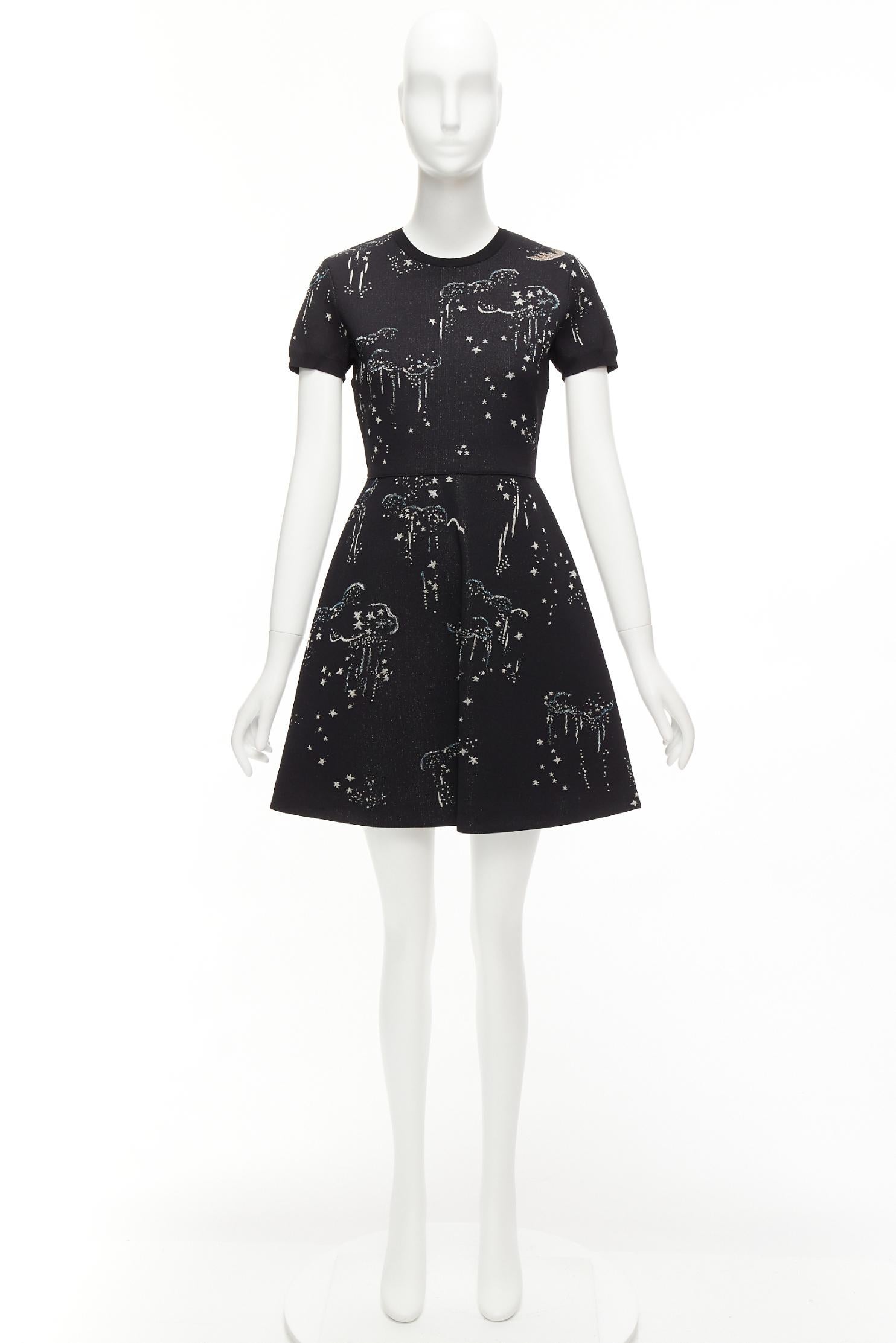 Valentino - Robe évasée à manches courtes en jacquard nuageux noir pailleté S en vente 5