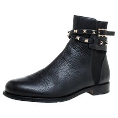 Valentino Black Grained Leather Rockstud Buckle Boots Size 37.5