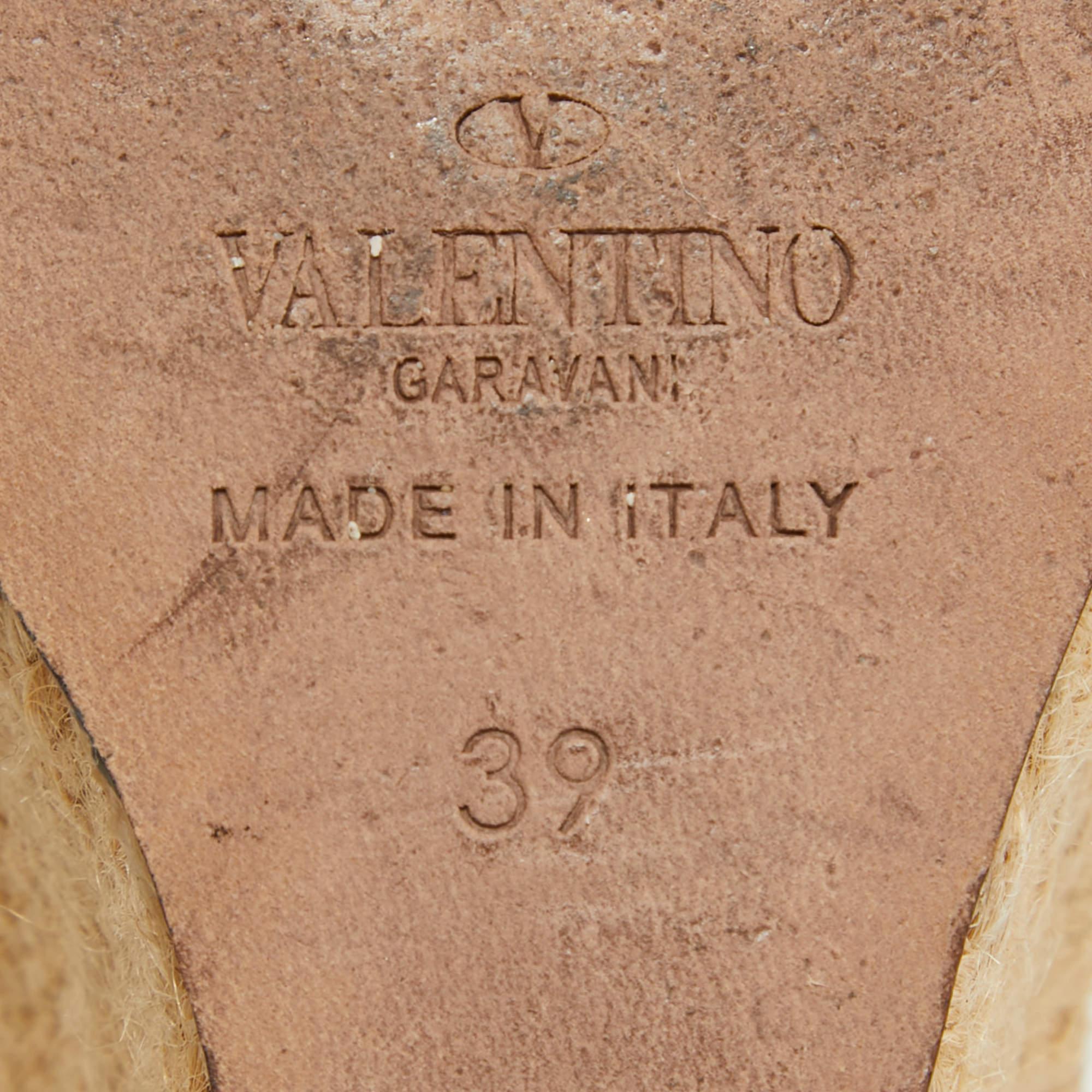 Valentino - Esparille en dentelle noire - Escarpins à talons compensés Taille 39 en vente 3