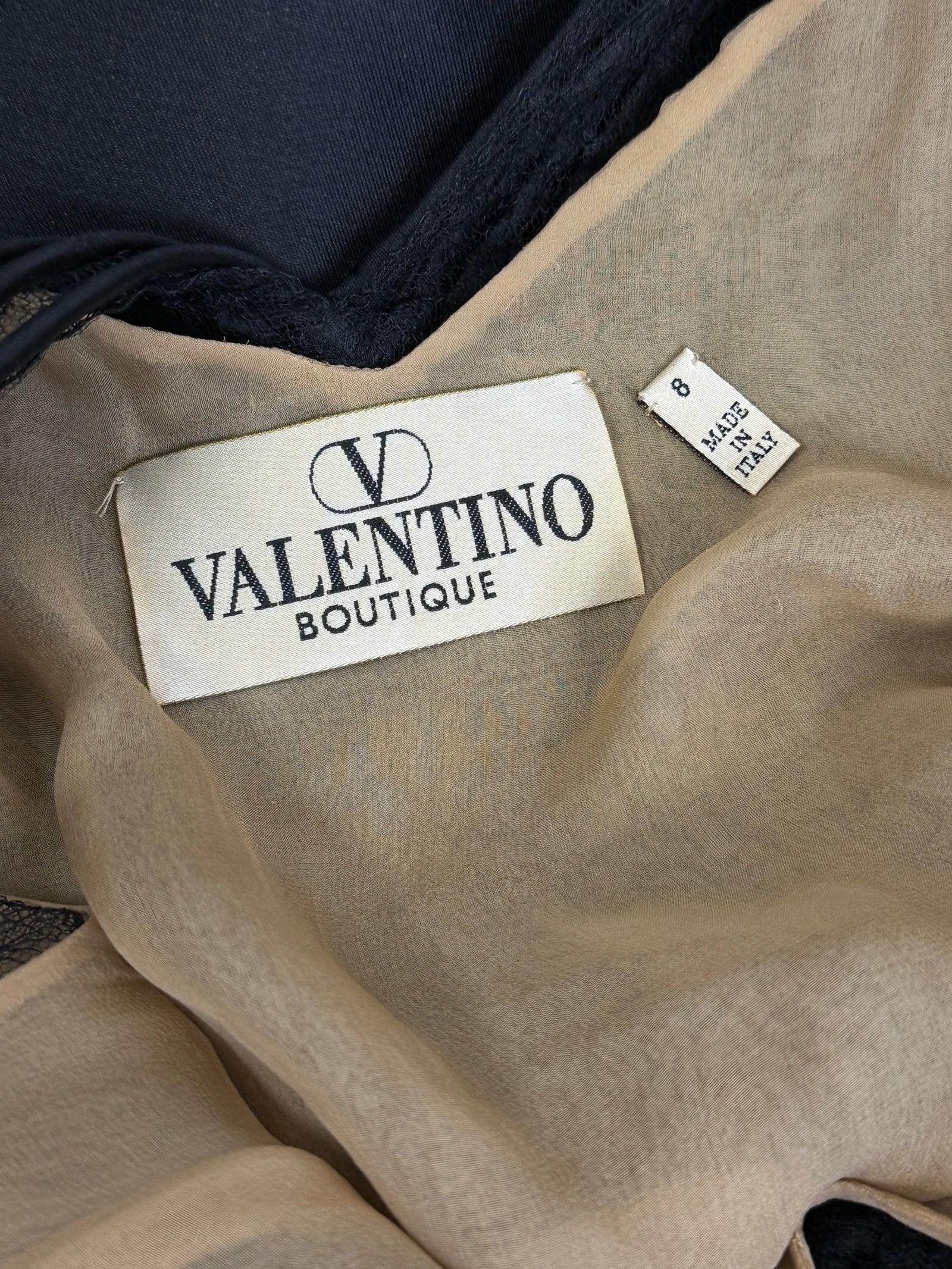 Valentino Schwarzes Abendkleid mit Gittermuster, SS 1999 im Angebot 8