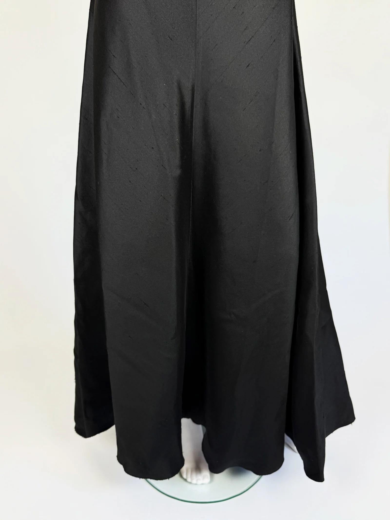 Valentino Schwarzes Abendkleid mit Gittermuster, SS 1999 im Angebot 4