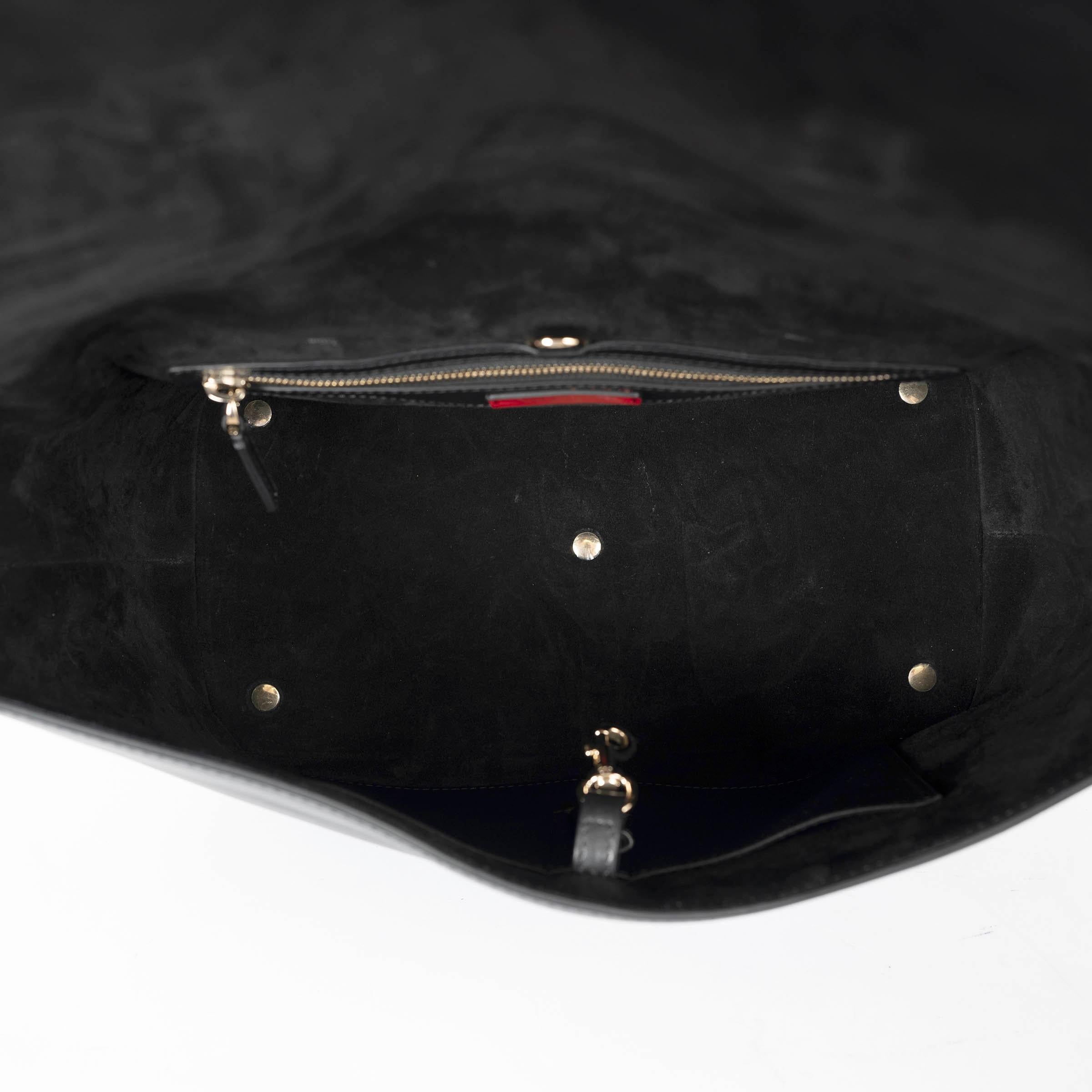 Women's VALENTINO black leather 2017 LARGE DEMILUNE ROCKSTUD Bag For Sale