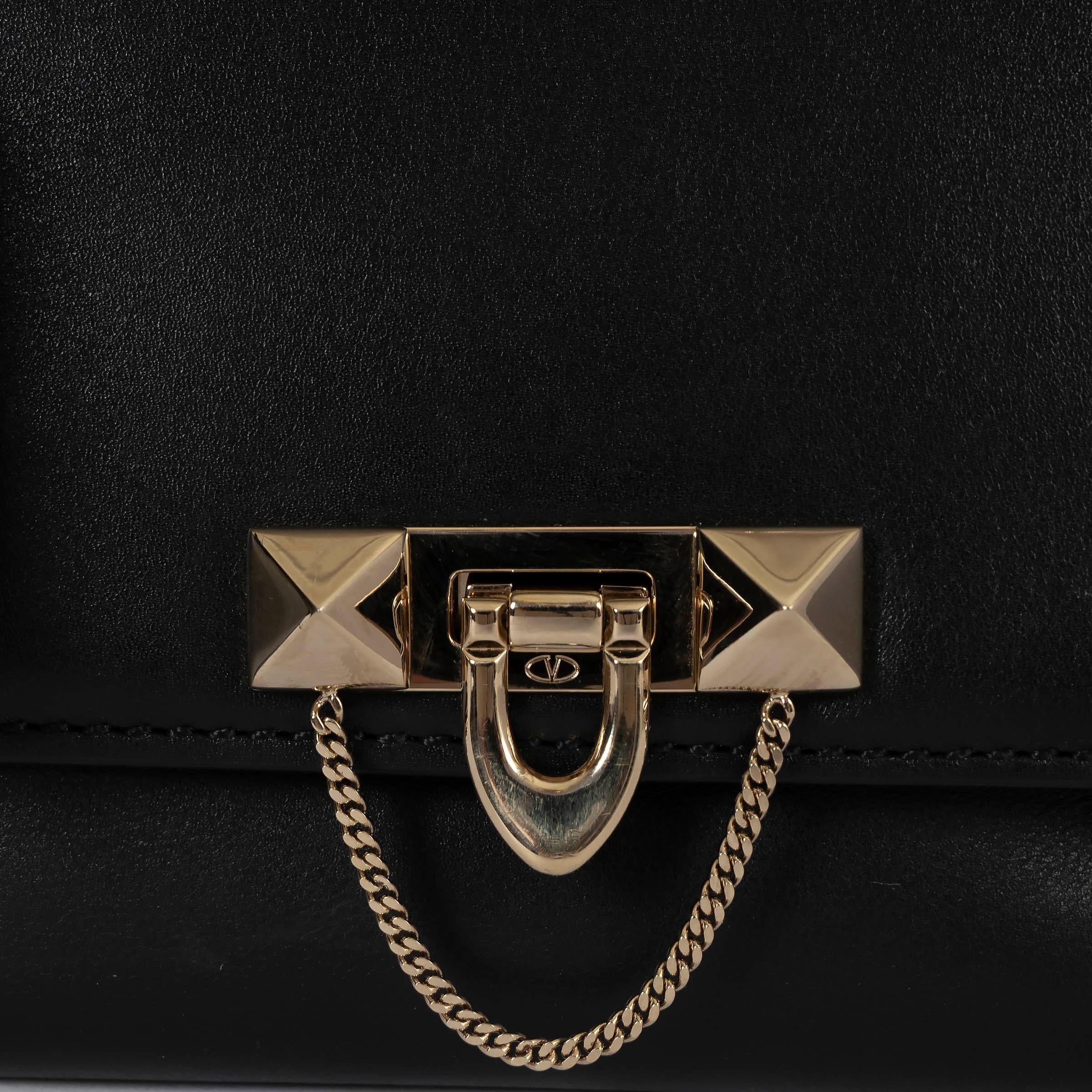 VALENTINO black leather 2017 LARGE DEMILUNE ROCKSTUD Bag For Sale 1