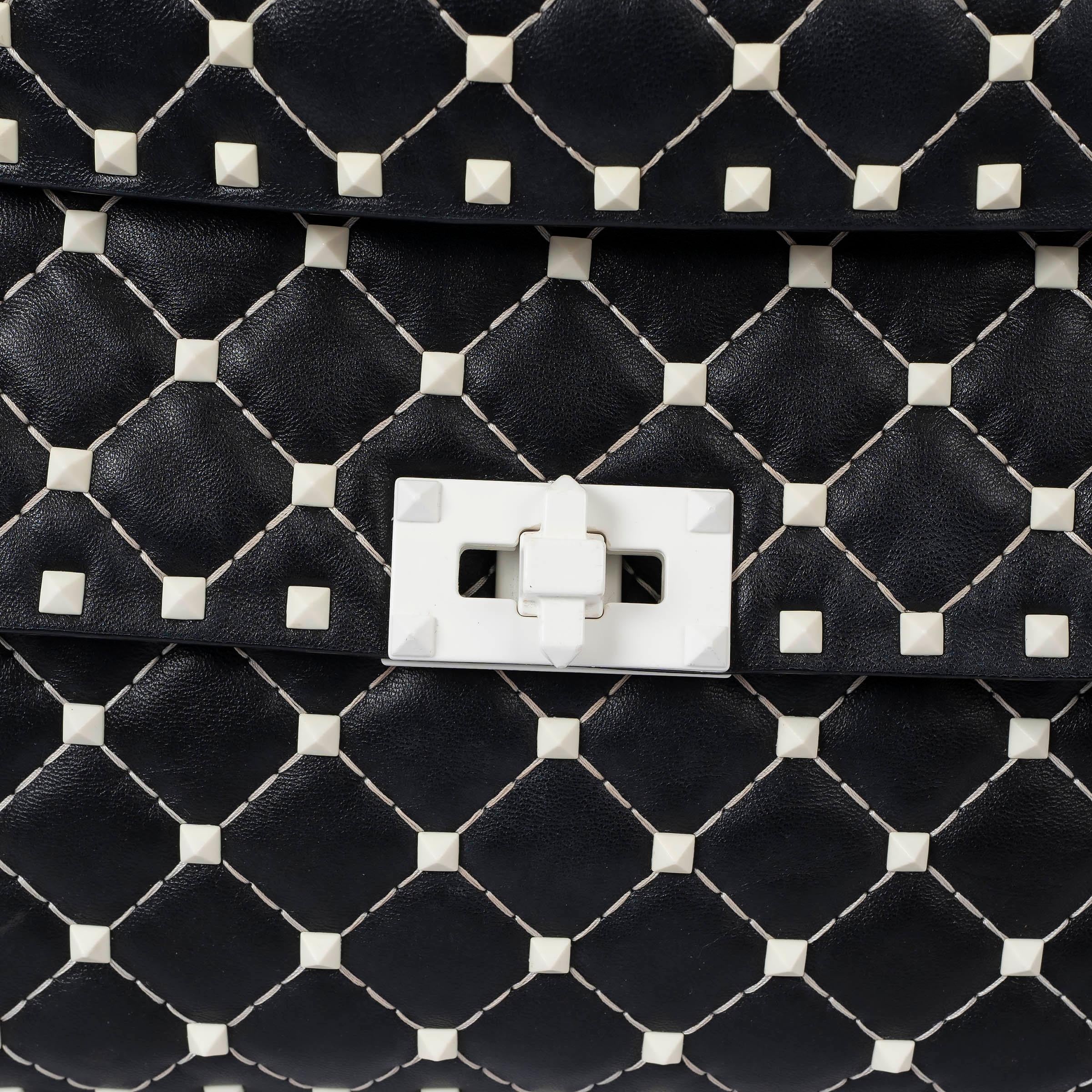 VALENTINO noir cuir 2018 FREE ROCKSTUD SPIKE Sac à bandoulière Pour femmes en vente