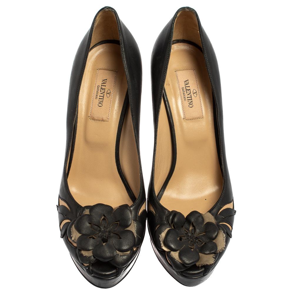 Valentino Black Leather And Fabric Rose Peep Toe Pumps Size 38.5 3