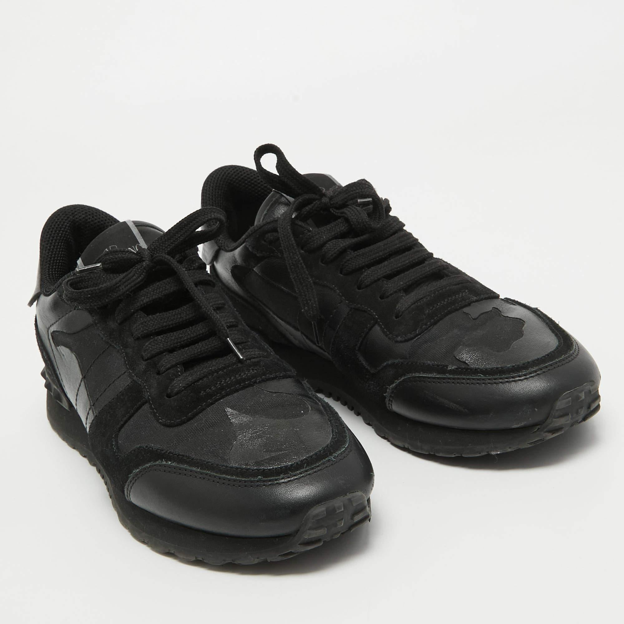 Valentino Black Leather and Suede Rockrunner Law Top Sneakers Size 40 For Sale 1