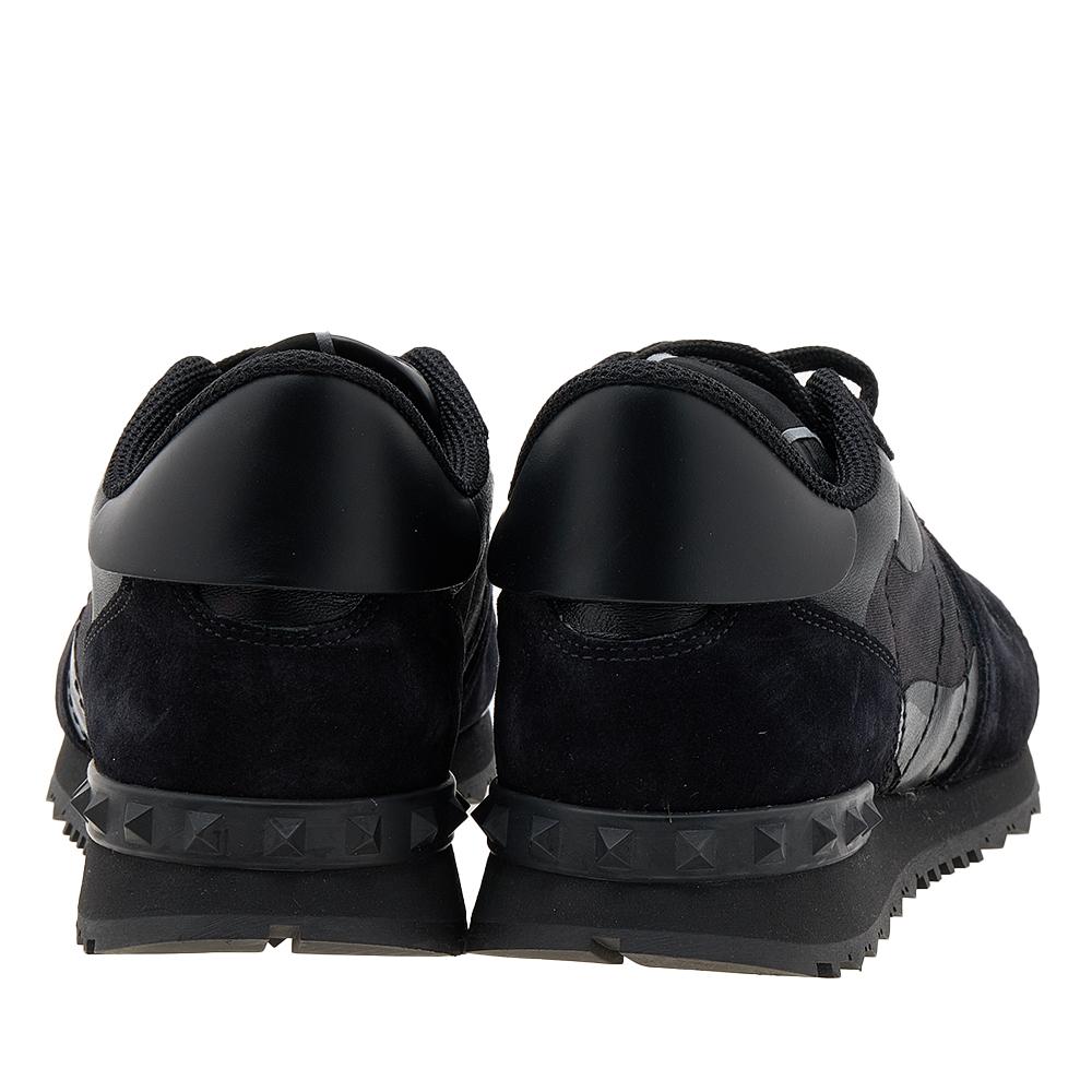 Valentino Black Leather And Suede Rockrunner Low Top Sneakers Size 39 In Excellent Condition In Dubai, Al Qouz 2