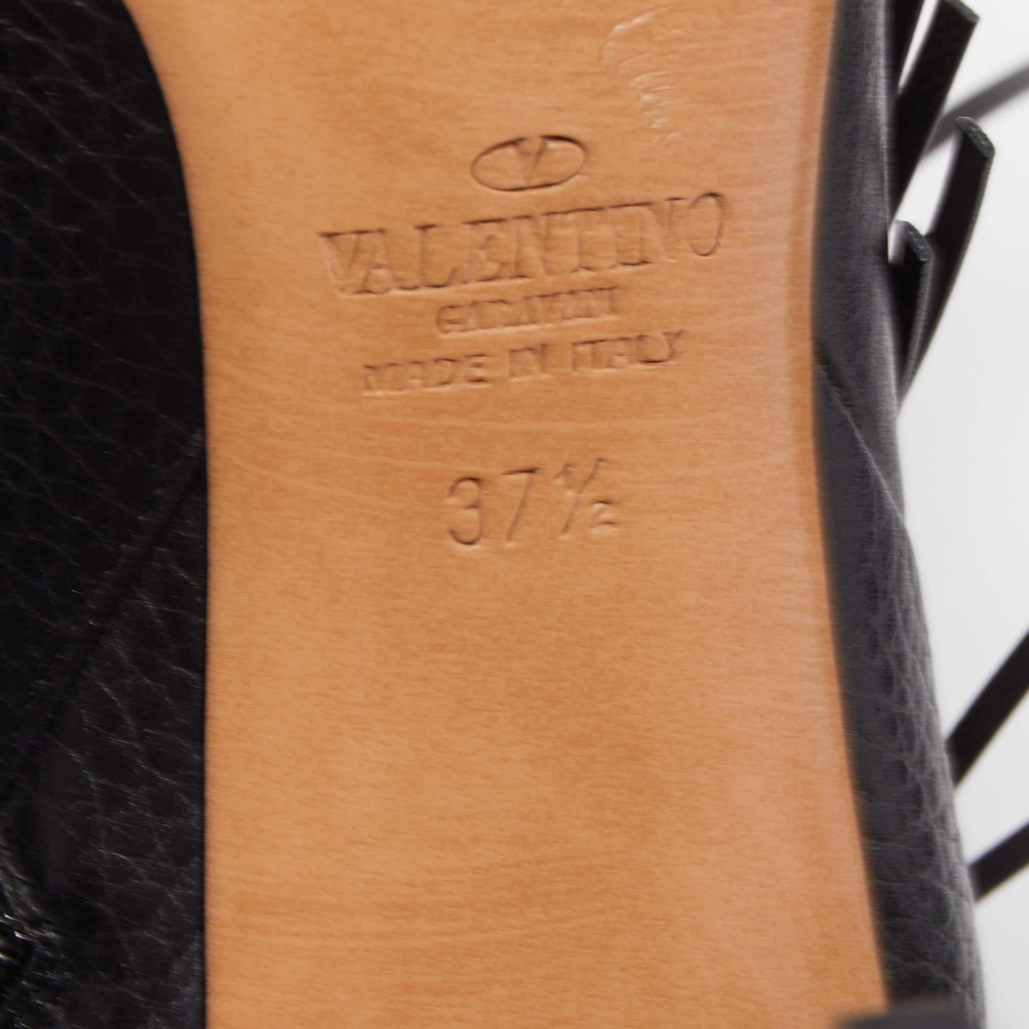 Valentino Black Leather Ankle Boots Size 37.5 4