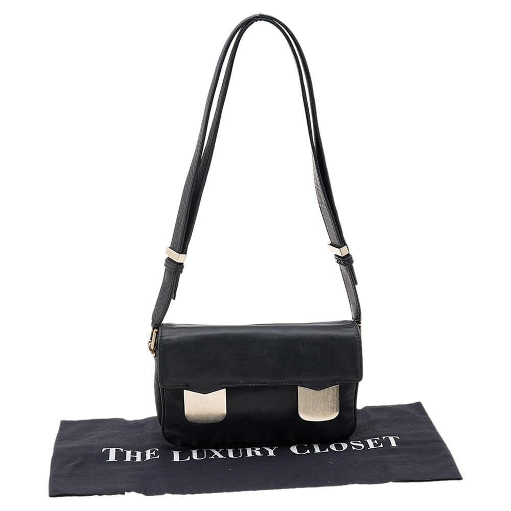 Valentino Black Leather Flap Shoulder Bag For Sale 8