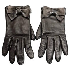 Valentino Black Leather Gloves - Size 8 Valentino Black Leather Gloves - Size 8