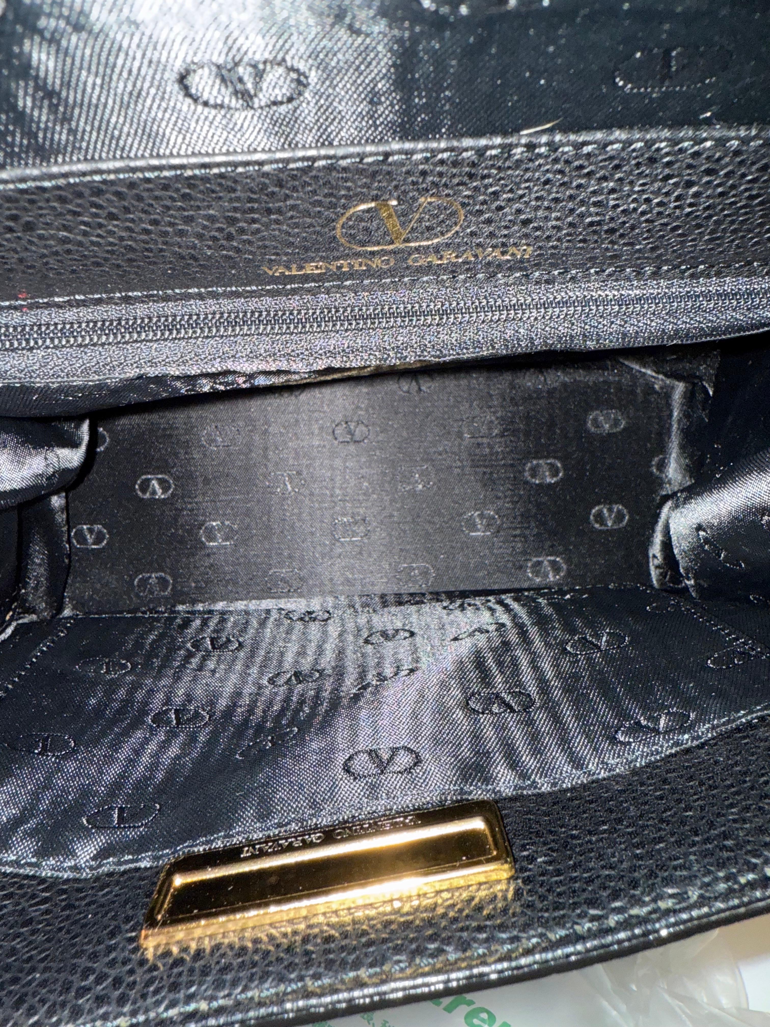 Valentino black leather handle bag For Sale 3