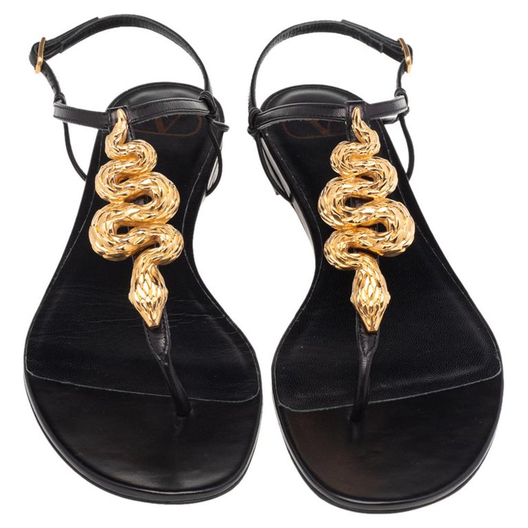 Valentino Black Leather Maison Snake Embellished Thong Flat Sandals Size EU  38.5 For Sale at 1stDibs