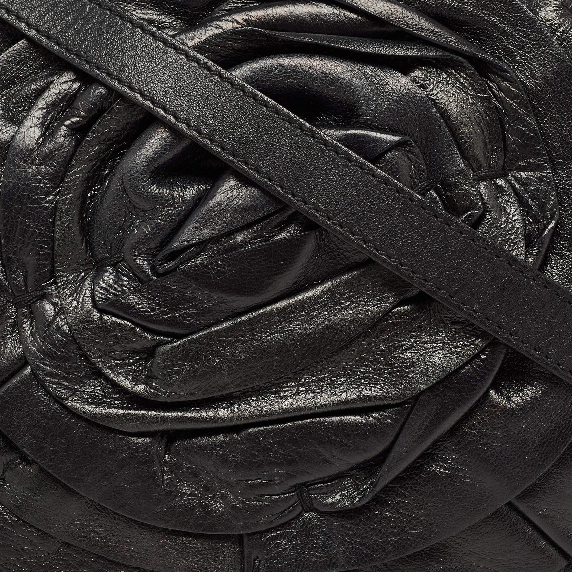 Valentino Black Leather Petale Rose Crossbody Bag For Sale 7