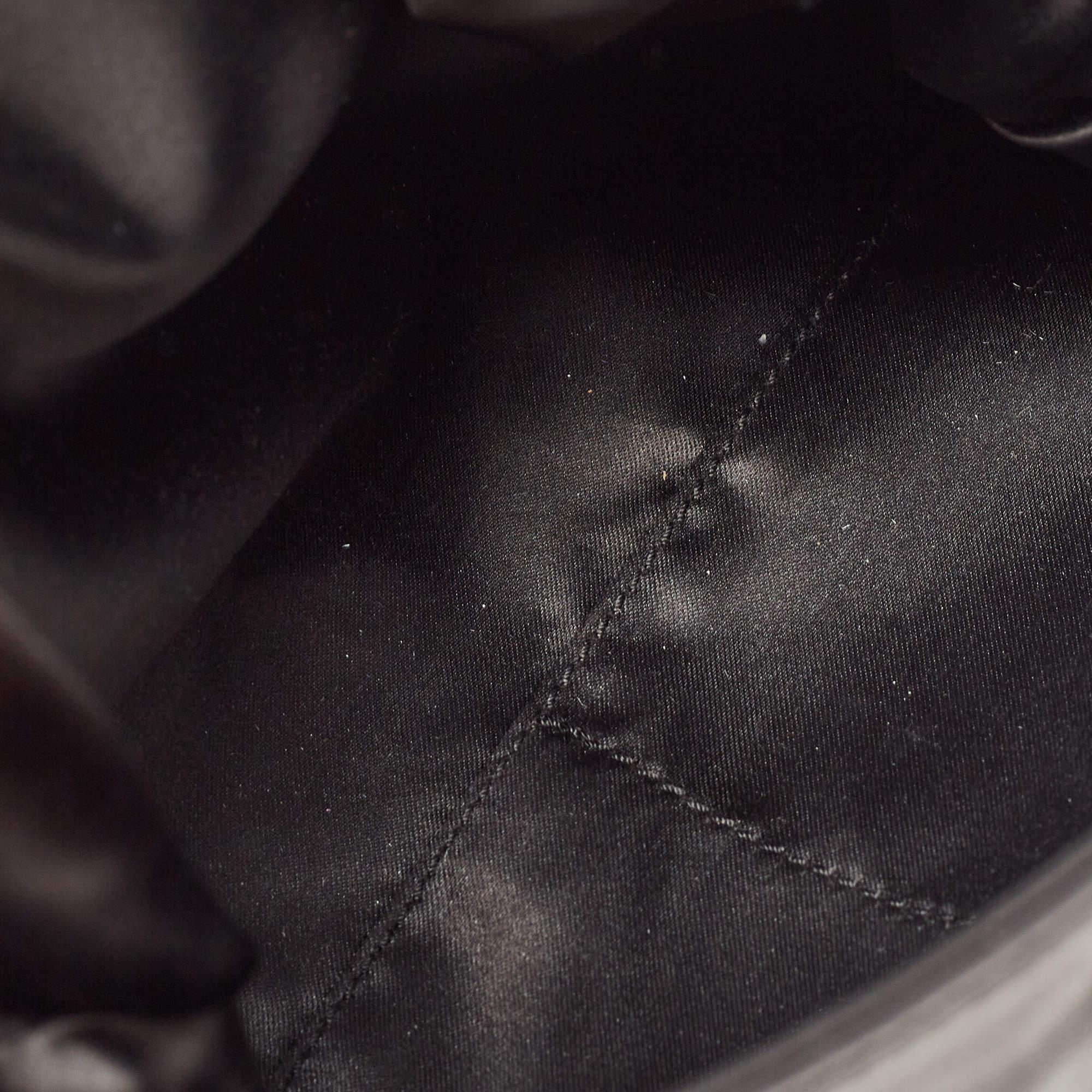 Valentino Black Leather Petale Rose Crossbody Bag For Sale 3