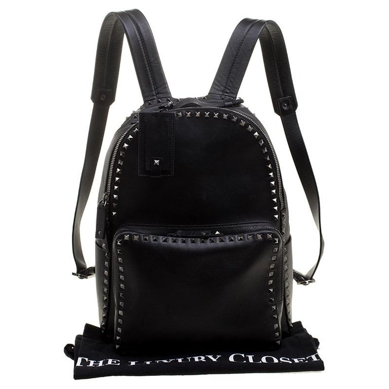 Valentino Black Leather Rockstud Backpack For Sale at 1stDibs