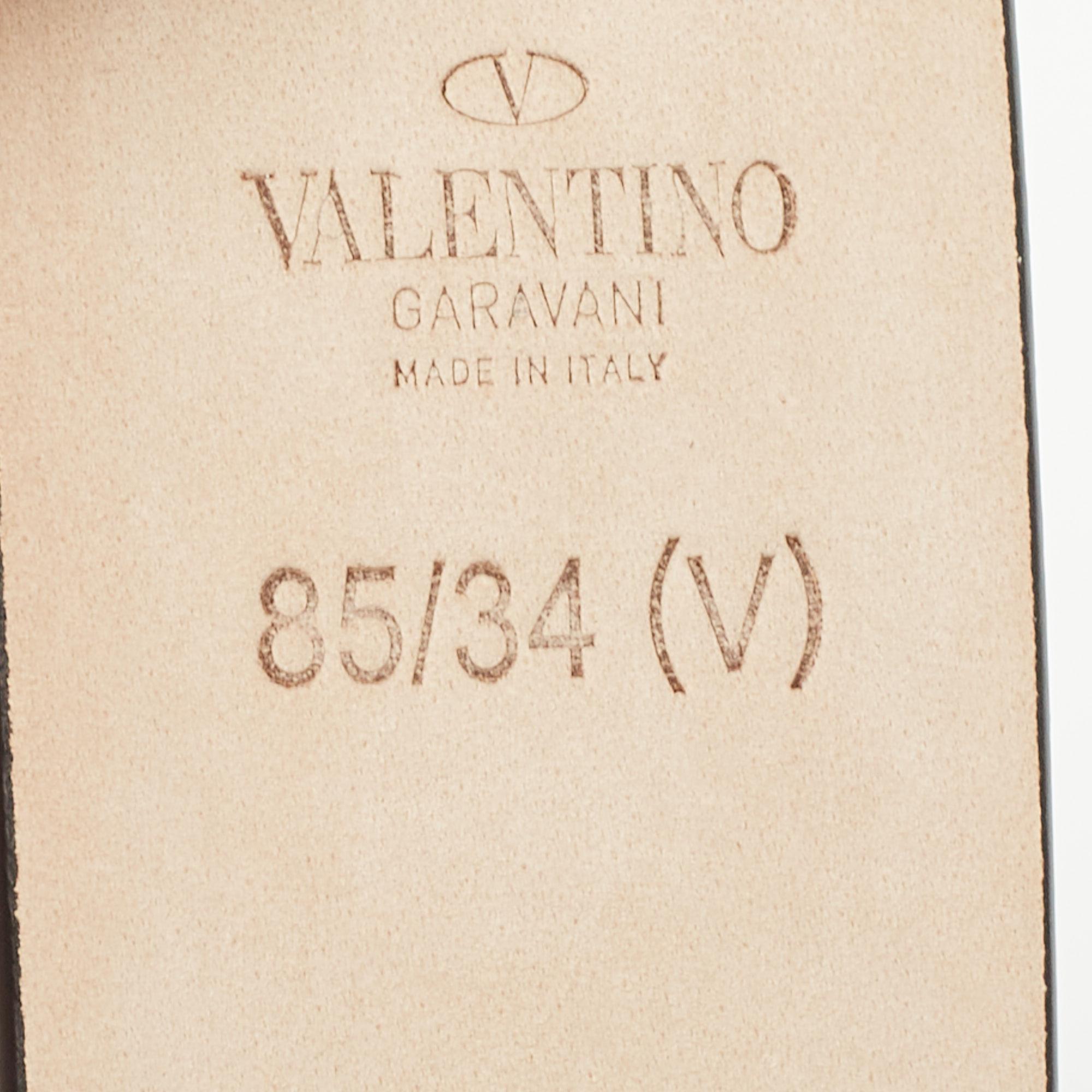 Valentino Black Leather Rockstud Buckle Belt 85 CM In New Condition In Dubai, Al Qouz 2
