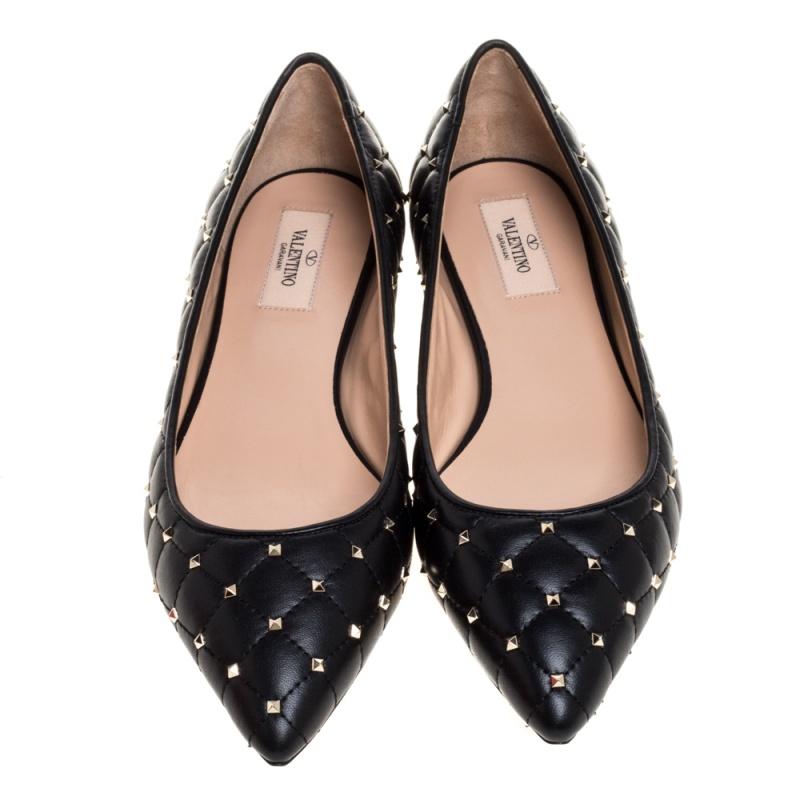 Valentino Black Leather Rockstud Embellished Pointed Toe Ballet Flats Size 39 In New Condition In Dubai, Al Qouz 2