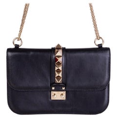 VALENTINO black leather ROCKSTUD GLAM LOCK MEDIUM Shoulder Bag