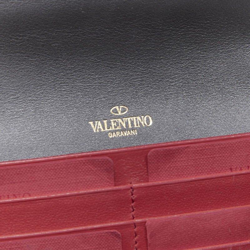 VALENTINO black leather Rockstud green red heart gold chain wallet clutch For Sale 6