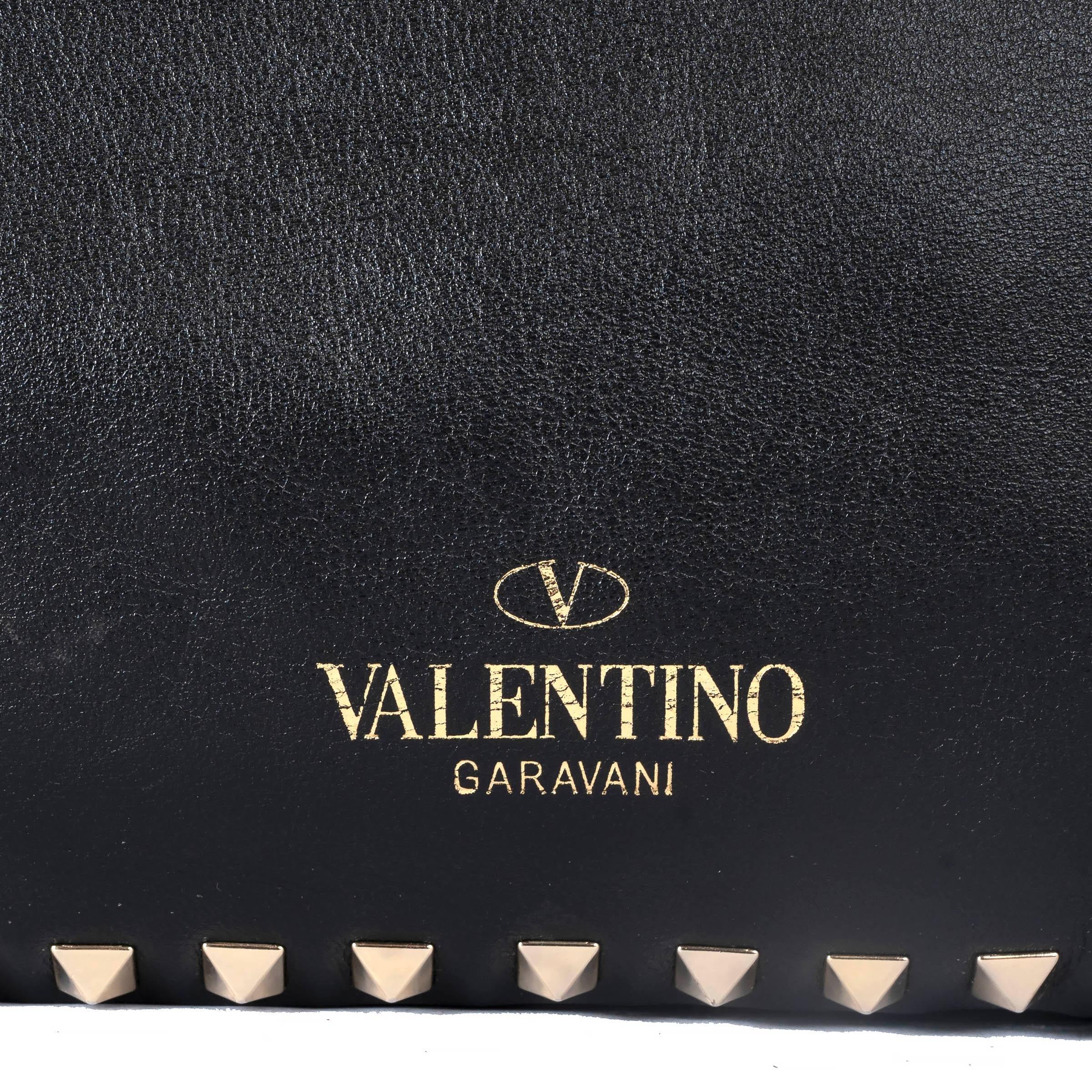 VALENTINO black leather ROCKSTUD MEDIUM TOTE Bag For Sale 1