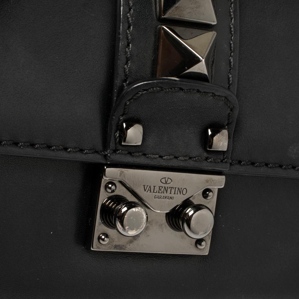Valentino Black Leather Rockstud Mini Glam Lock Shoulder Bag In Fair Condition In Dubai, Al Qouz 2