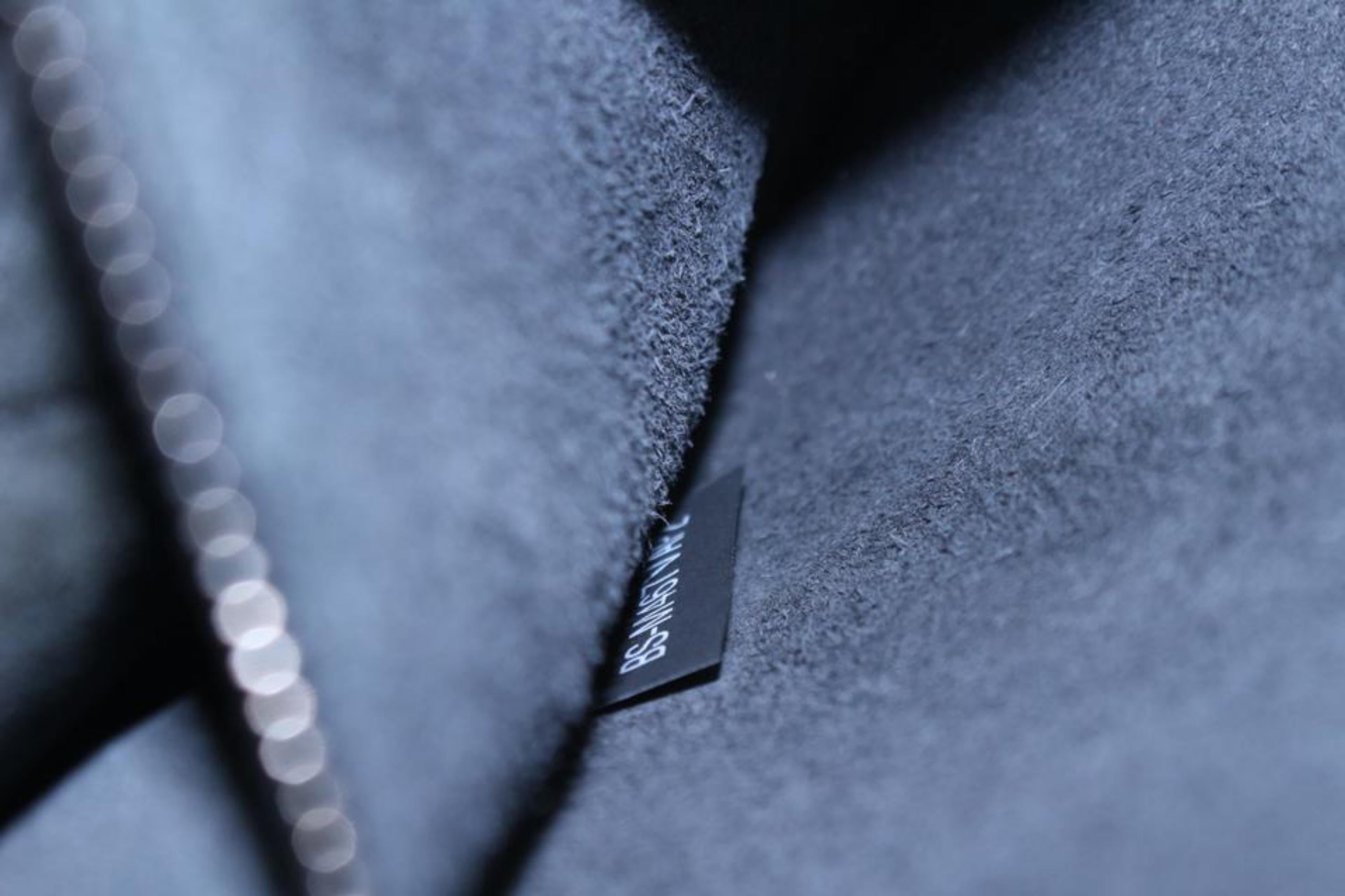 Valentino Black Leather Rockstud Panel Clutch Handle Bag 111va17 In Good Condition In Dix hills, NY