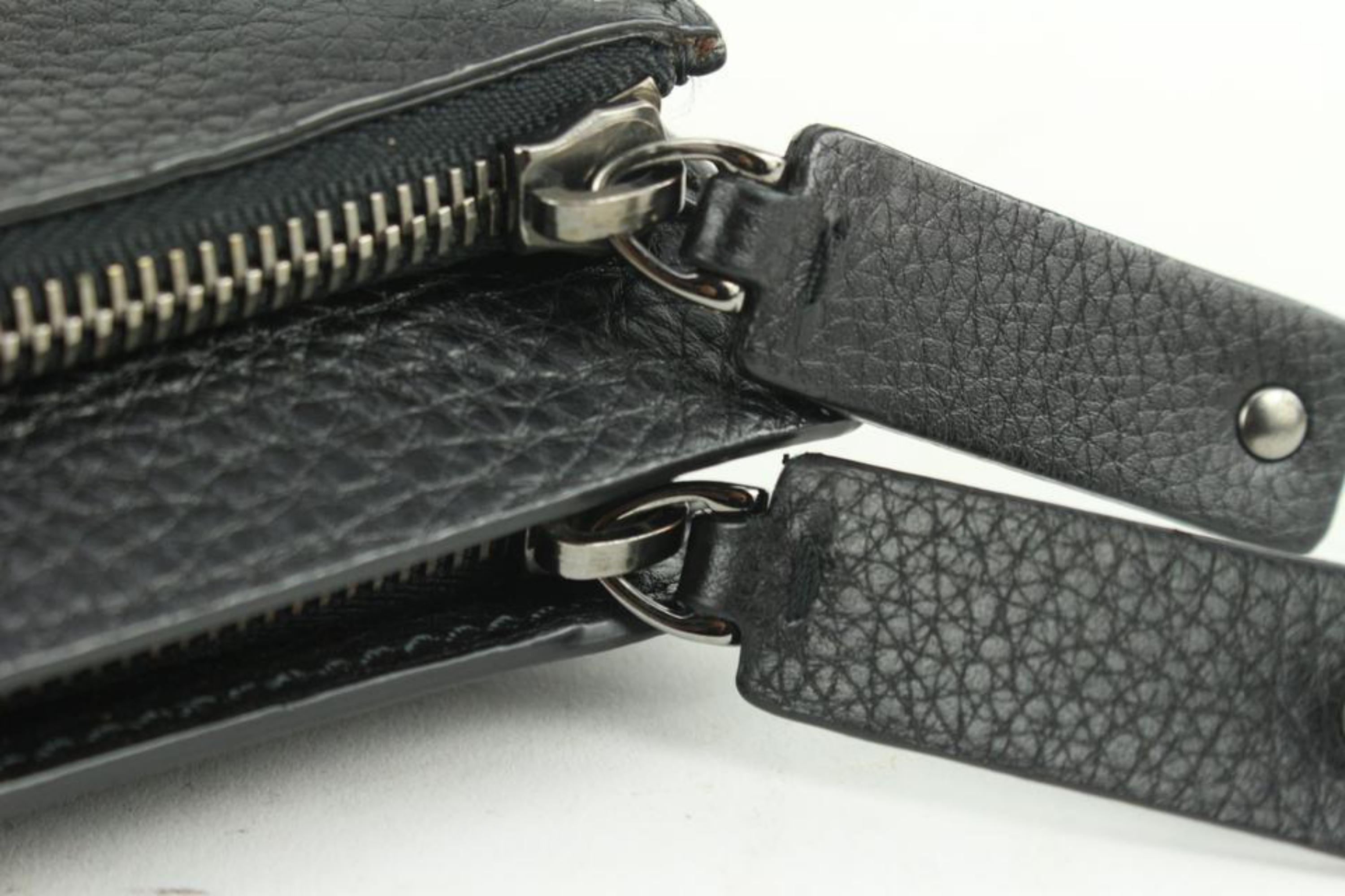 Valentino Black Leather Rockstud Panel Clutch Handle Bag 111va17 For Sale 2