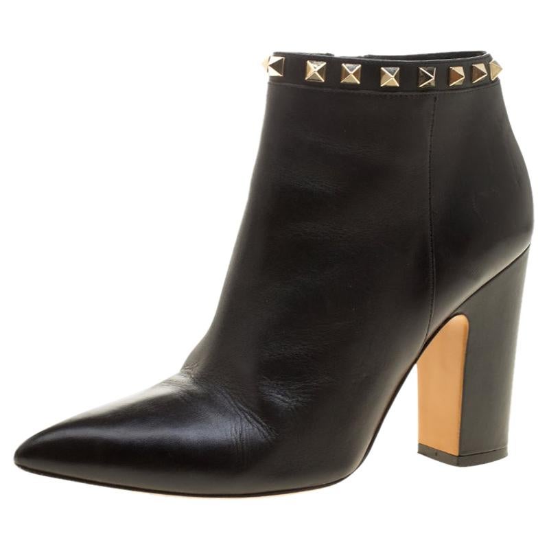 black pointed toe block heel ankle boots