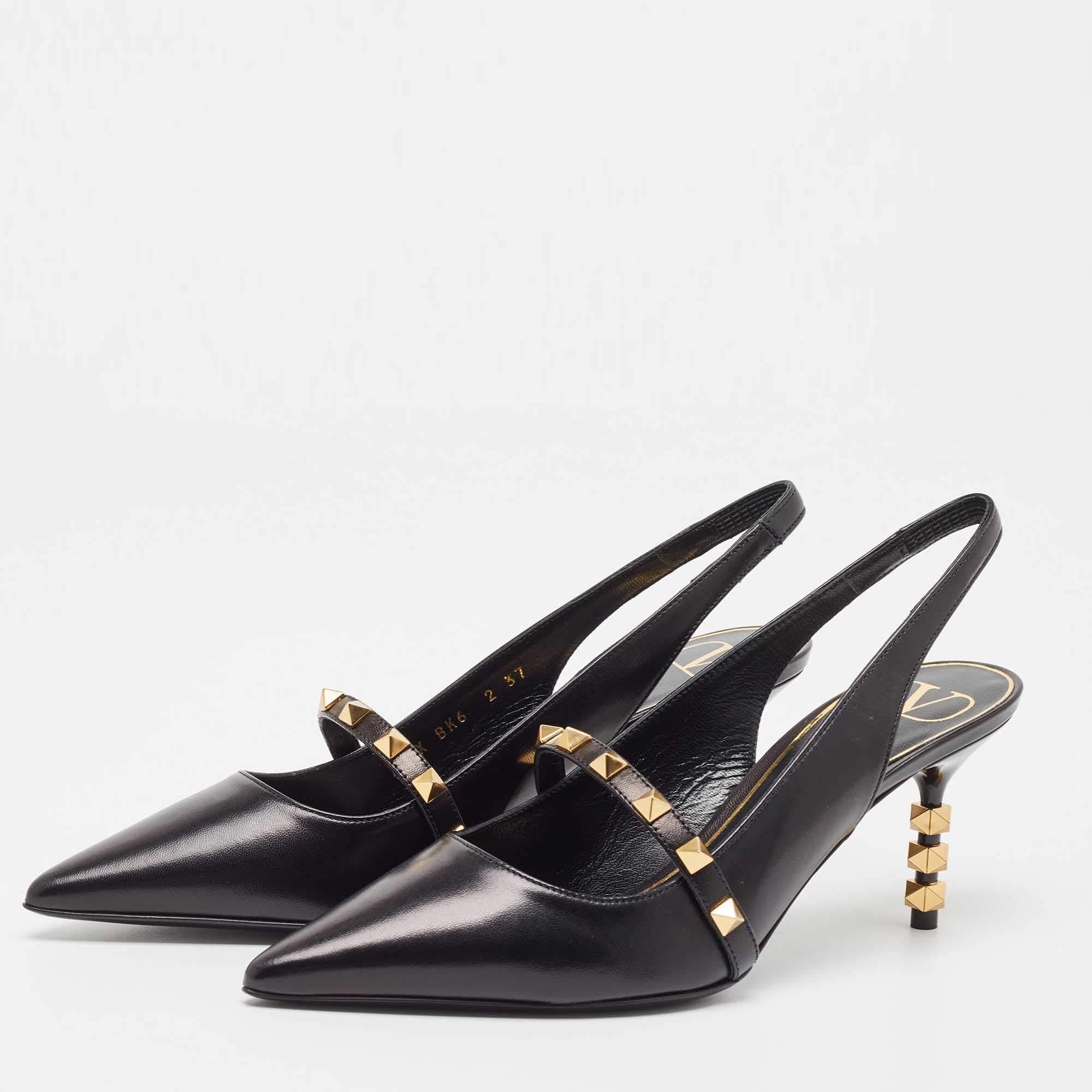 Exhibit an elegant style with this pair of Valentino black pumps. These elegant shoes are crafted from quality materials. They are set on durable soles and sleek heels.

Includes: Original Dustbag, Original Box, Info Booklet, Extra Embellishment