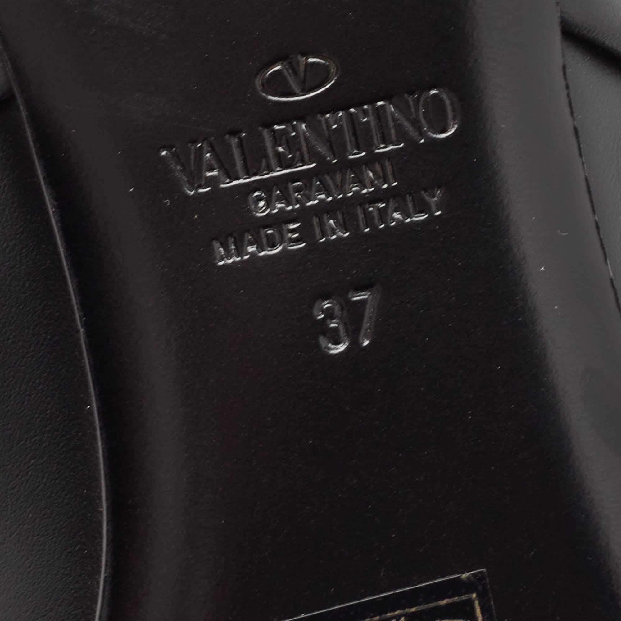 Valentino Black Leather Roman Stud Pointed Toe Flat Sandals Size 37 3