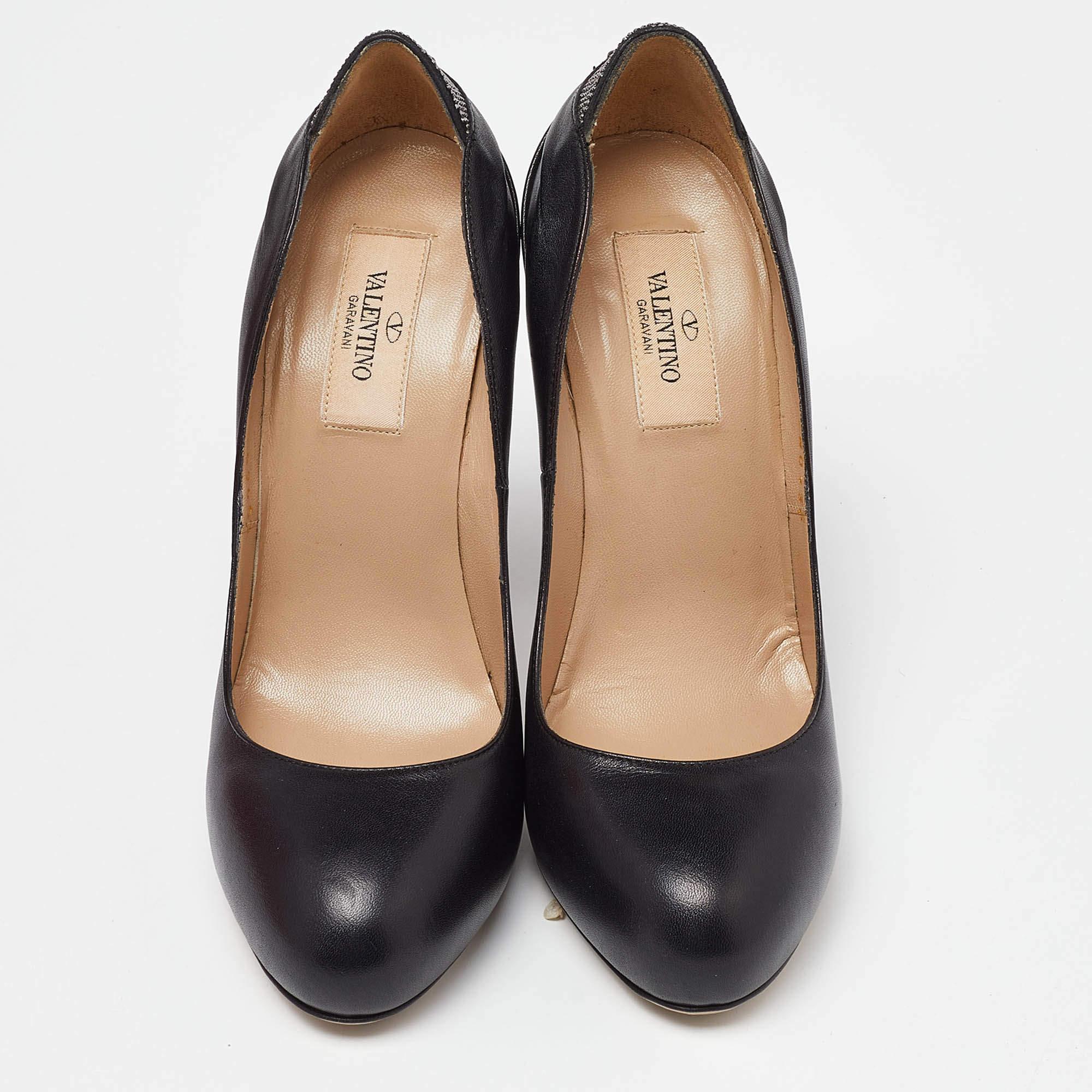 Nero Valentino, pelle nera, punta tonda, taglia 36 in vendita