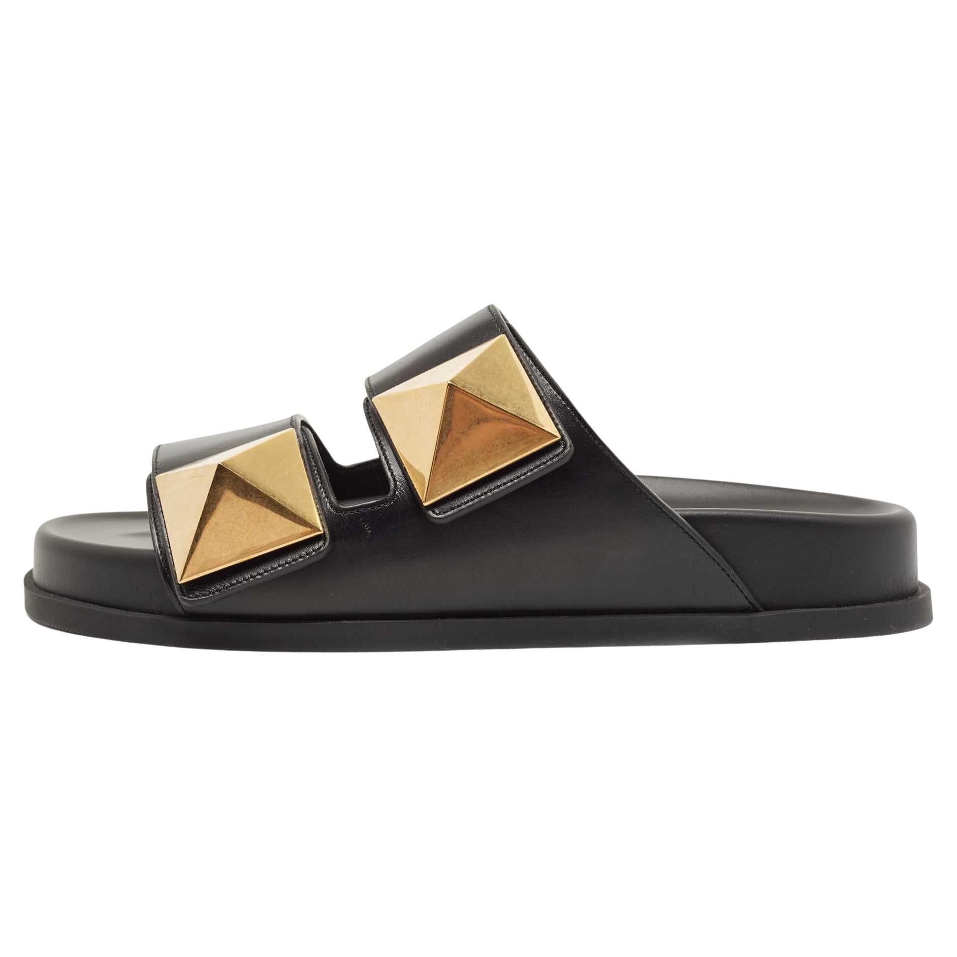 Louis Vuitton Black Patent Leather Bow Slides Sandals Size 39.5 For Sale at  1stDibs