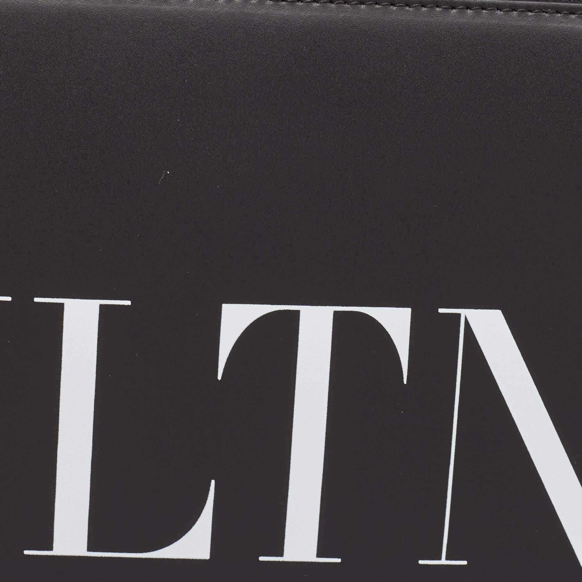 Valentino Black Leather VLTN Logo Wristlet Clutch For Sale 8