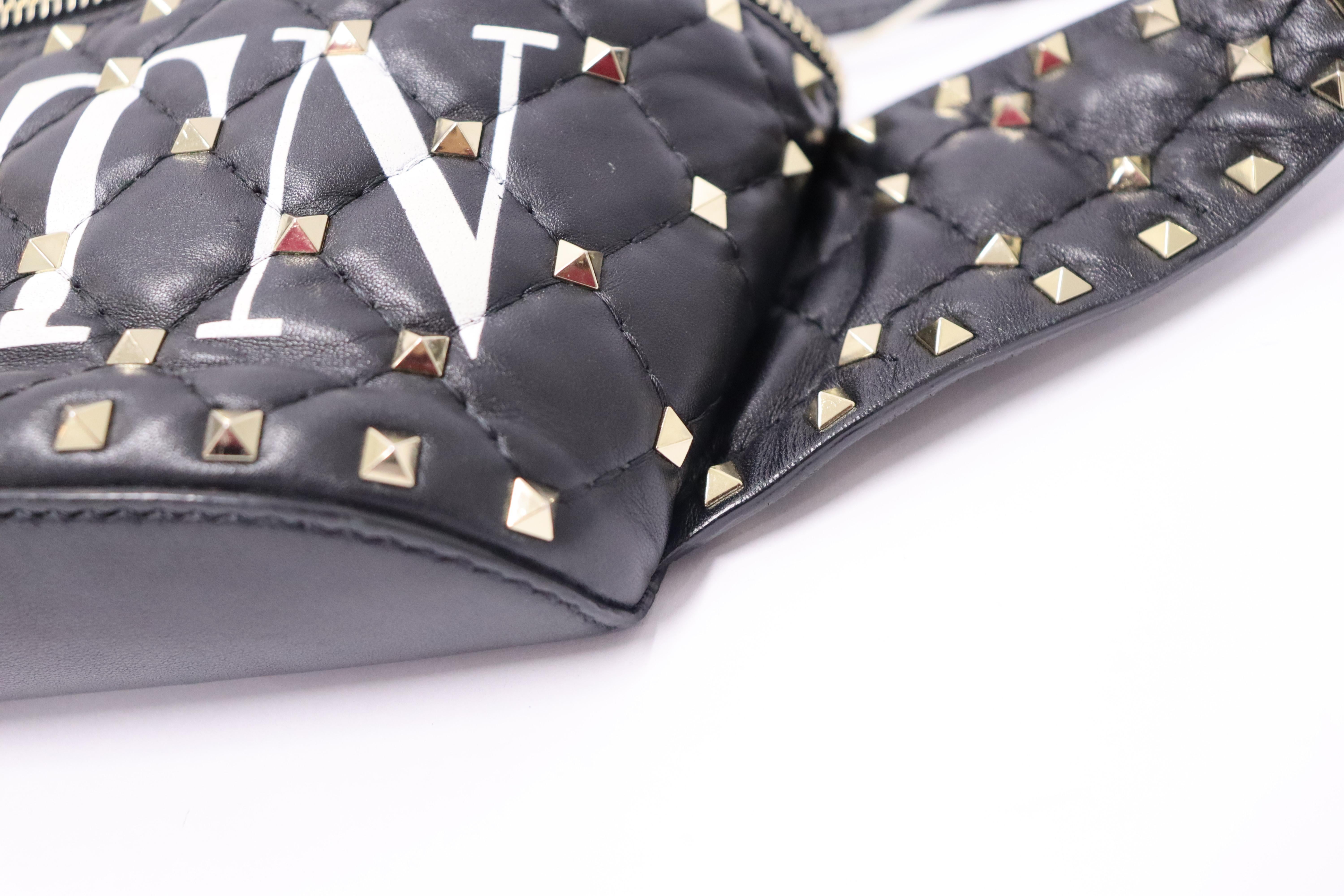 Valentino Black Leather VLTN Rockstud Bum Bag For Sale 6