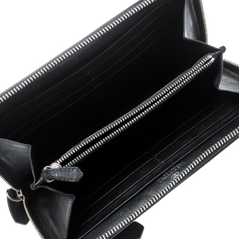 Valentino Black Leather Zip Around Wallet For Sale at 1stDibs